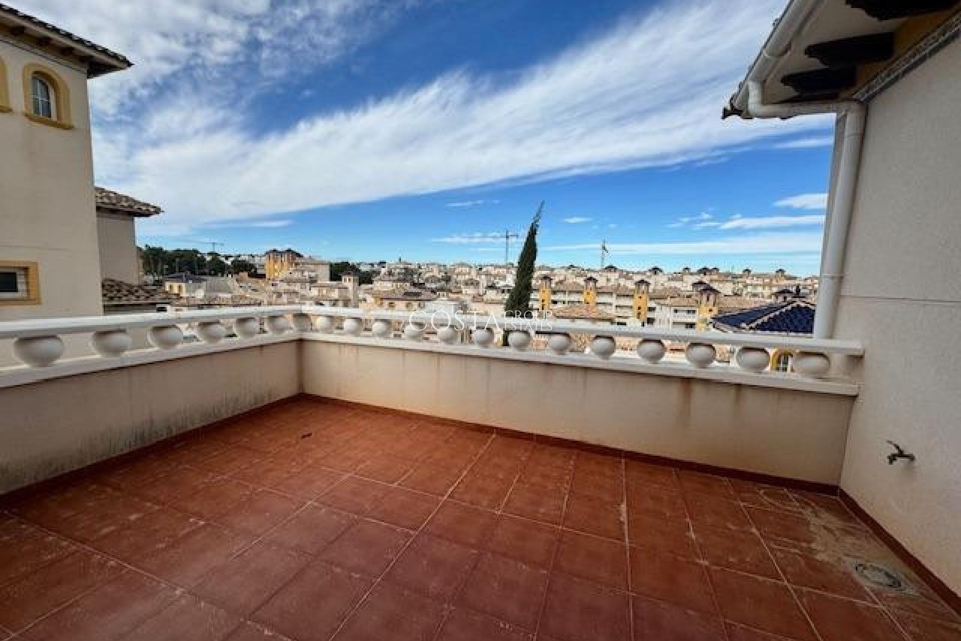 Resale - House -
Orihuela - Orihuela Costa
