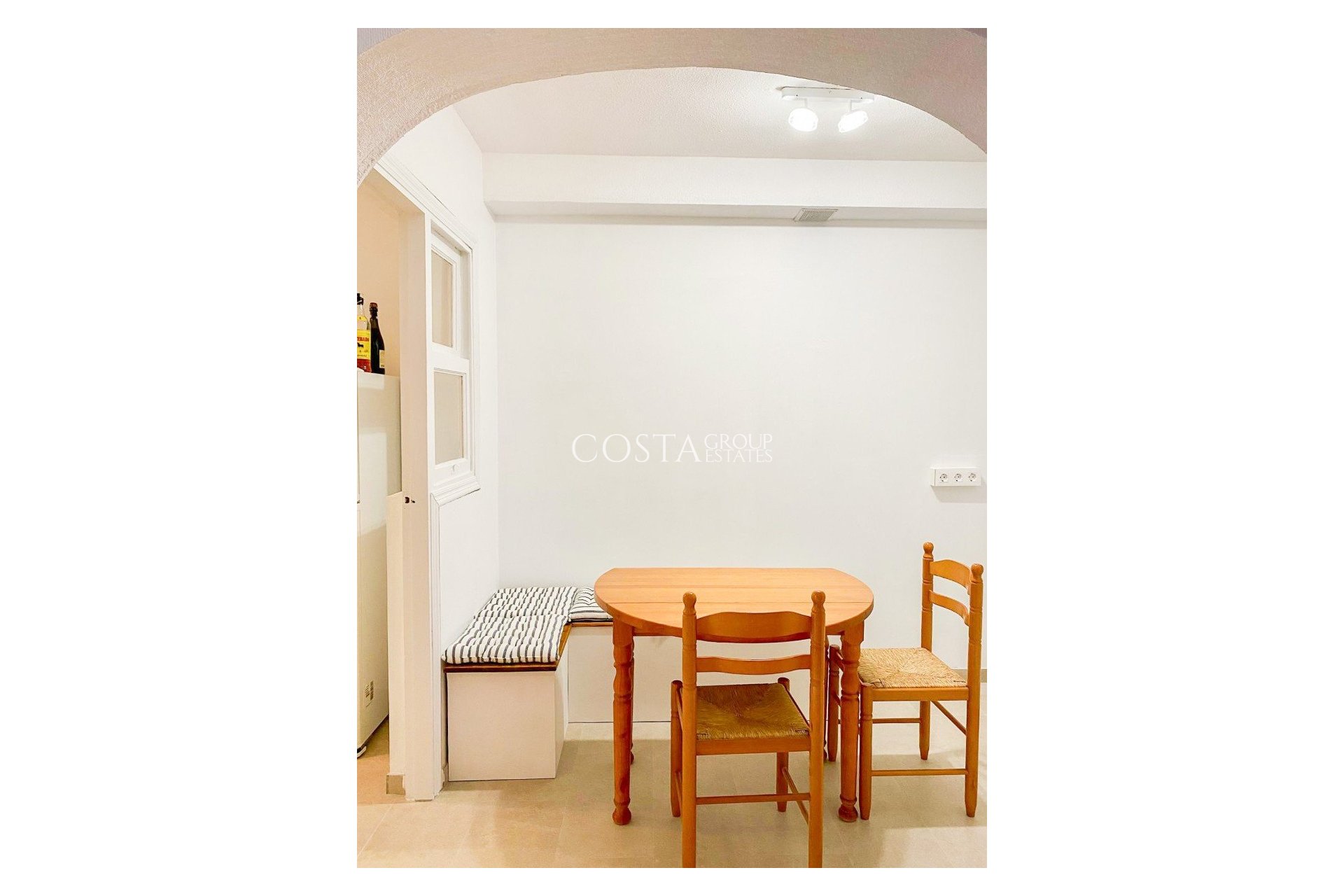 Resale - House -
Orihuela - Orihuela Costa