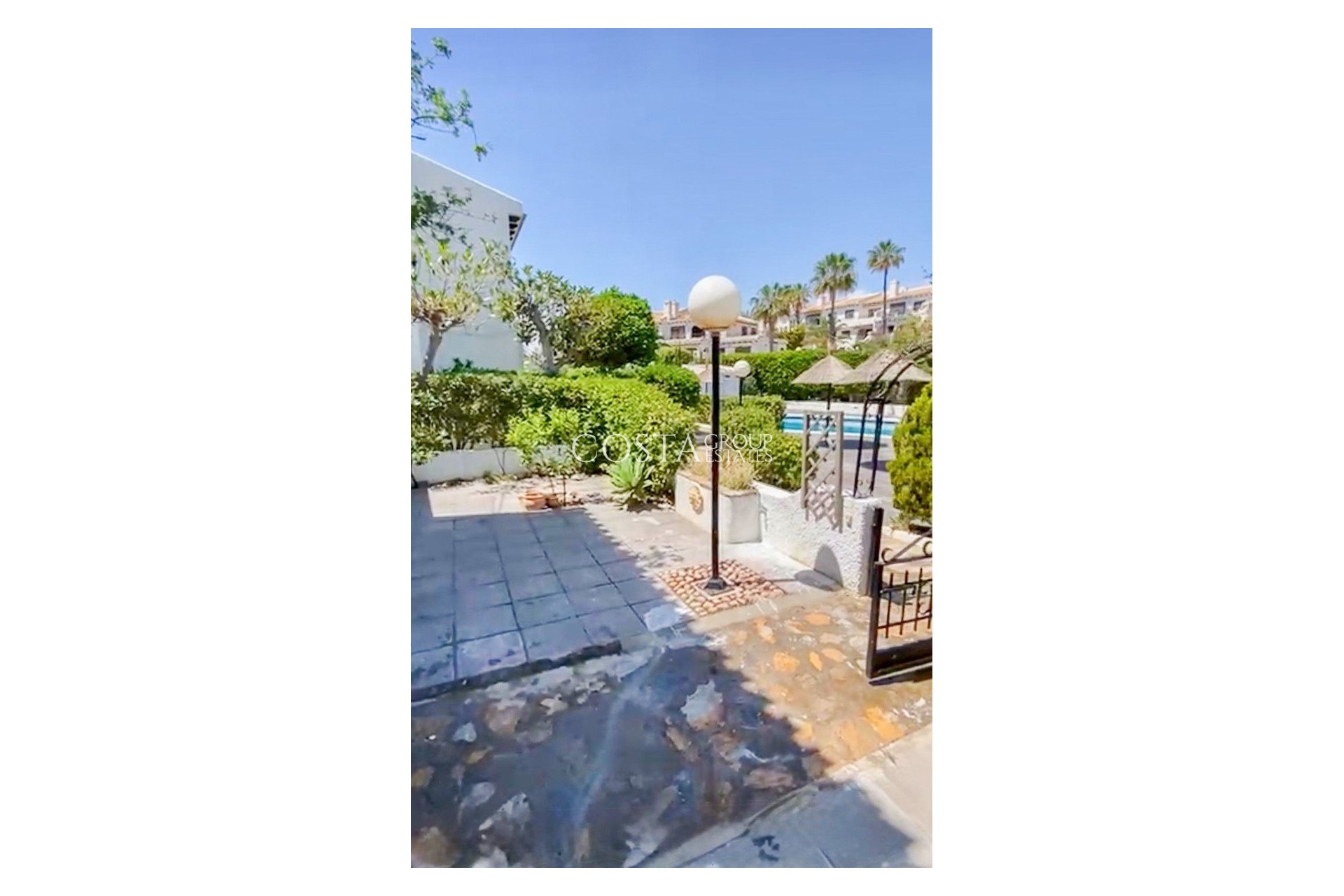 Resale - House -
Orihuela - Orihuela Costa
