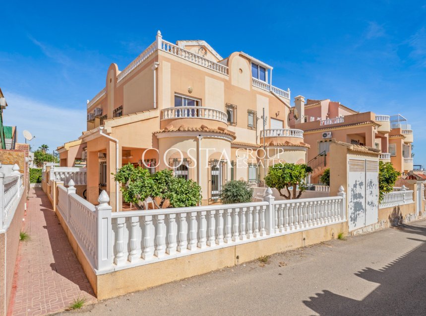 Resale - House -
Orihuela - Orihuela Costa