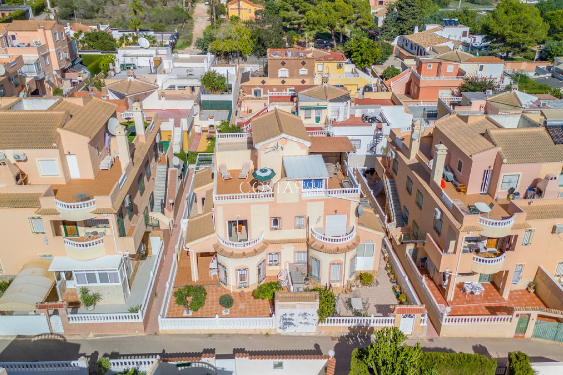 Resale - House -
Orihuela - Orihuela Costa