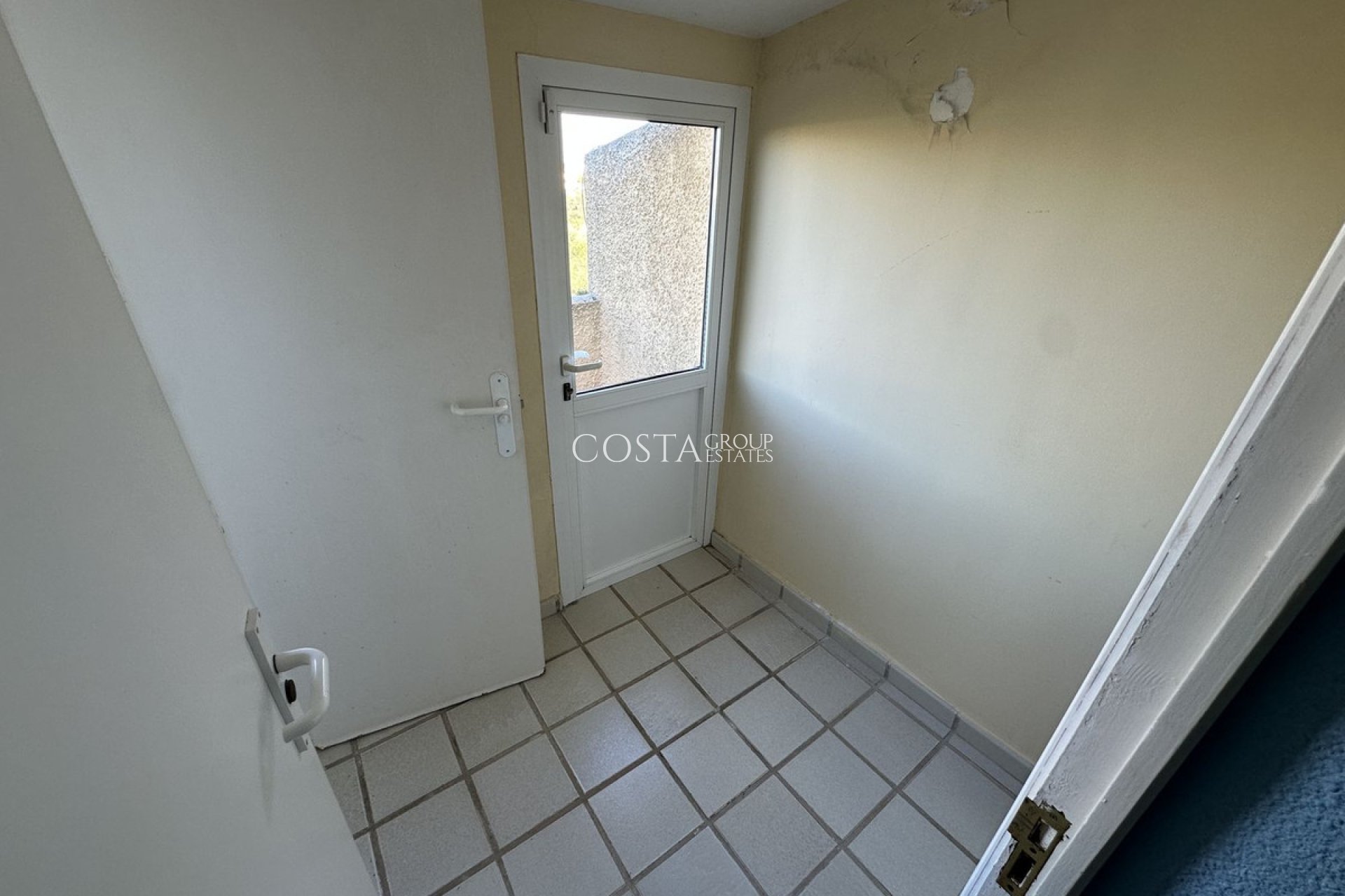 Resale - House -
Orihuela - Orihuela Costa