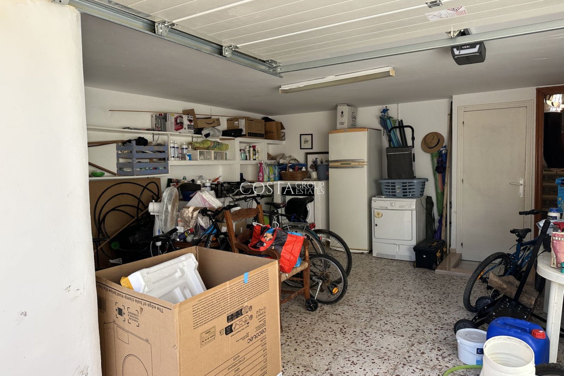 Resale - House -
Orihuela - Orihuela Costa