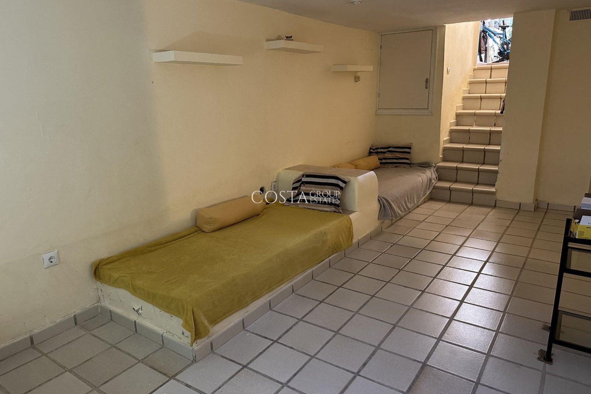 Resale - House -
Orihuela - Orihuela Costa