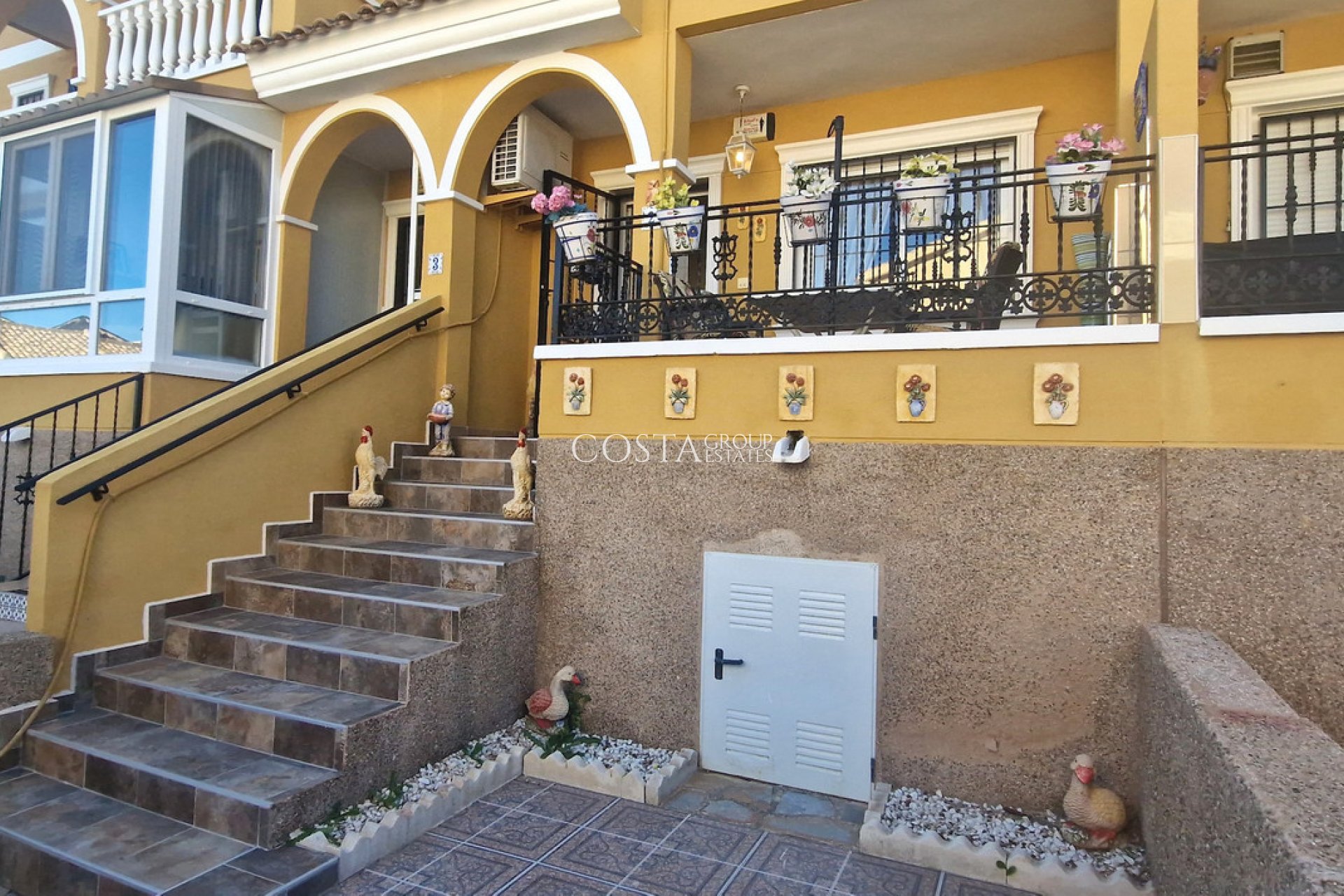 Resale - House -
Orihuela - Orihuela Costa
