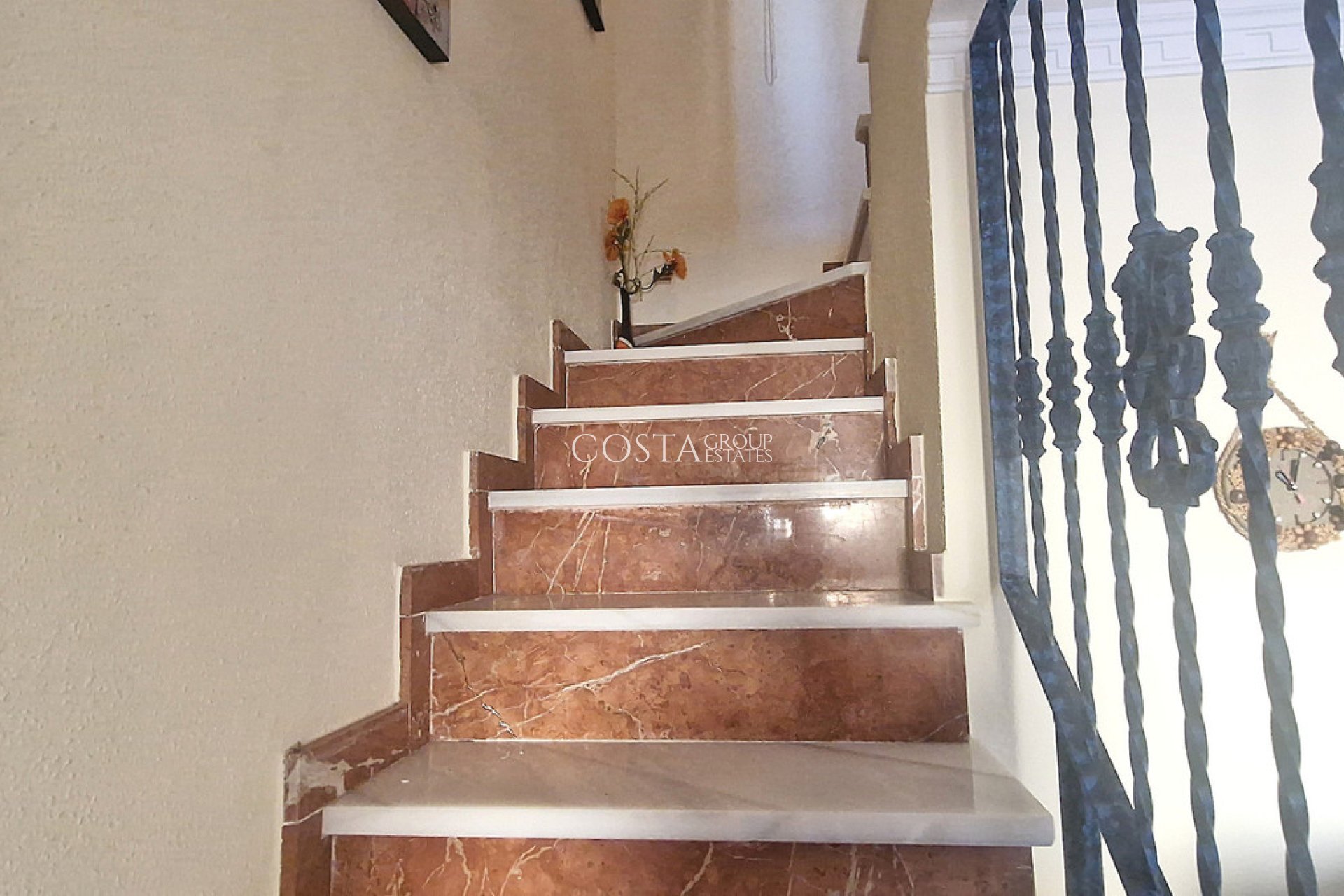 Resale - House -
Orihuela - Orihuela Costa