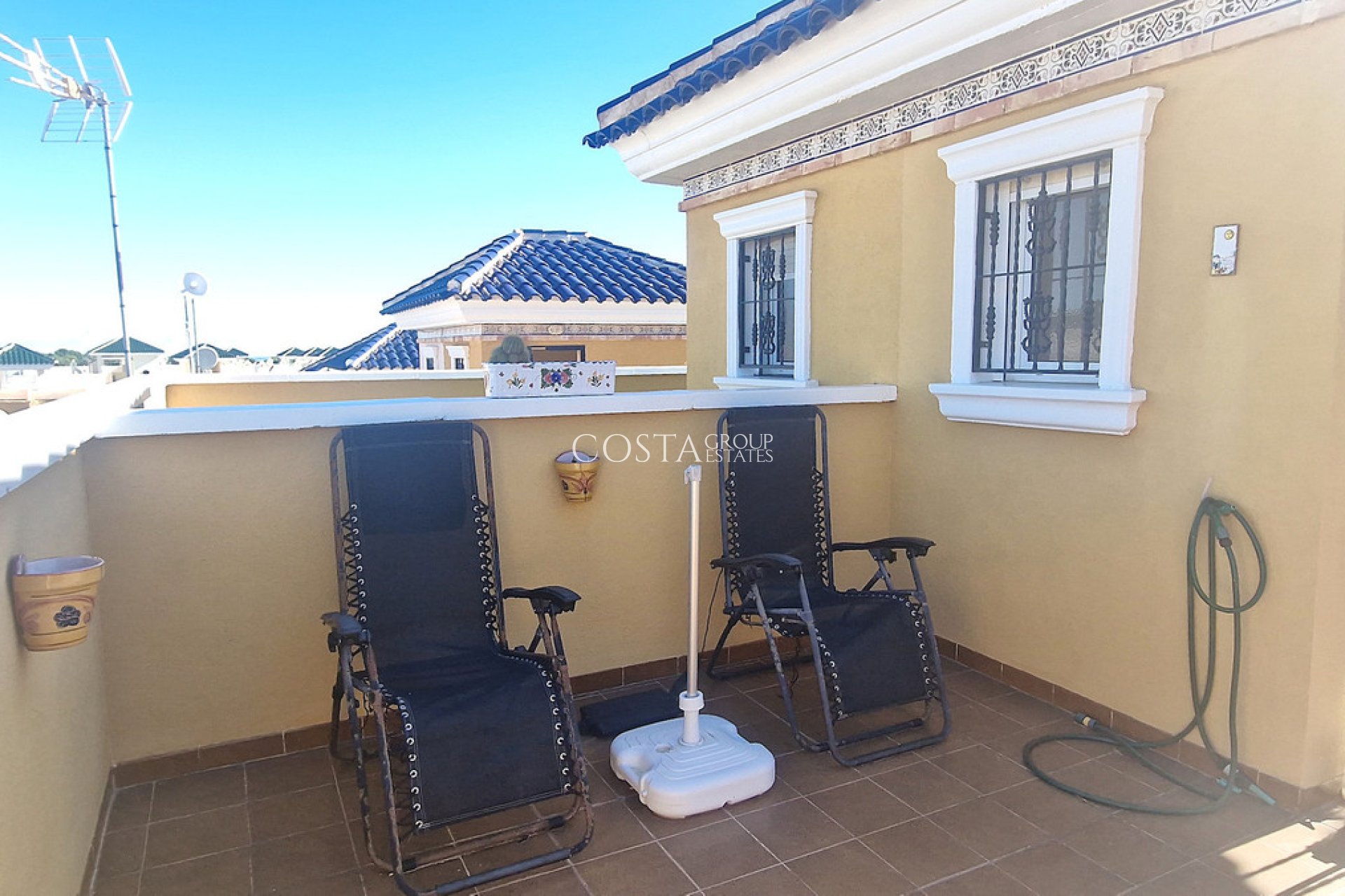 Resale - House -
Orihuela - Orihuela Costa