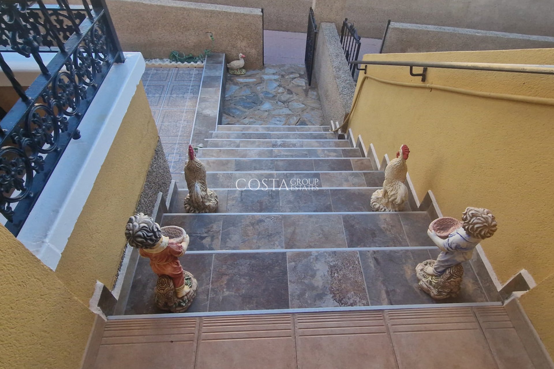 Resale - House -
Orihuela - Orihuela Costa