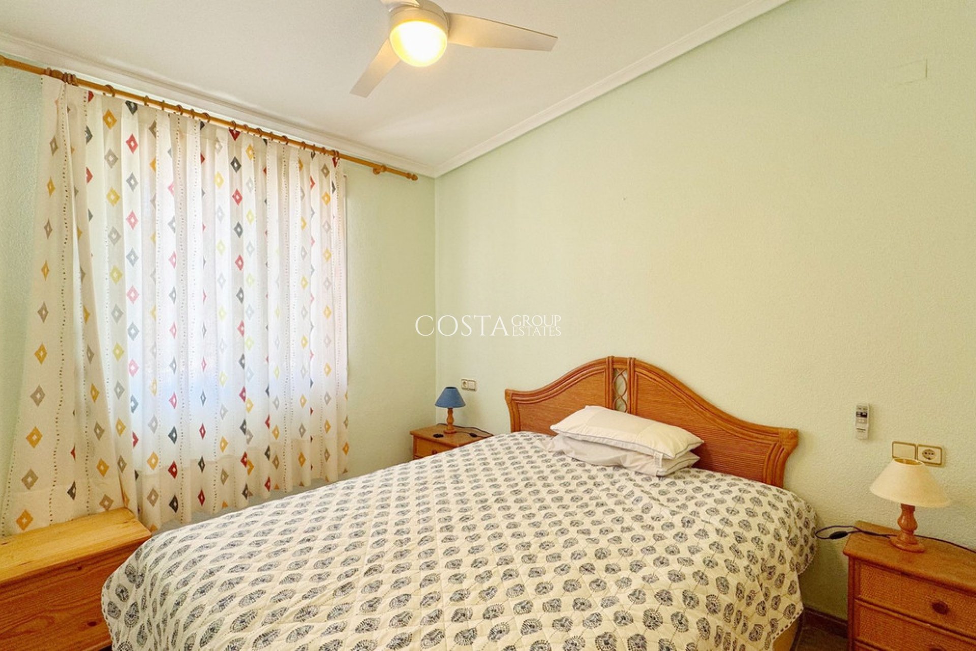 Resale - House -
Orihuela - Punta Prima