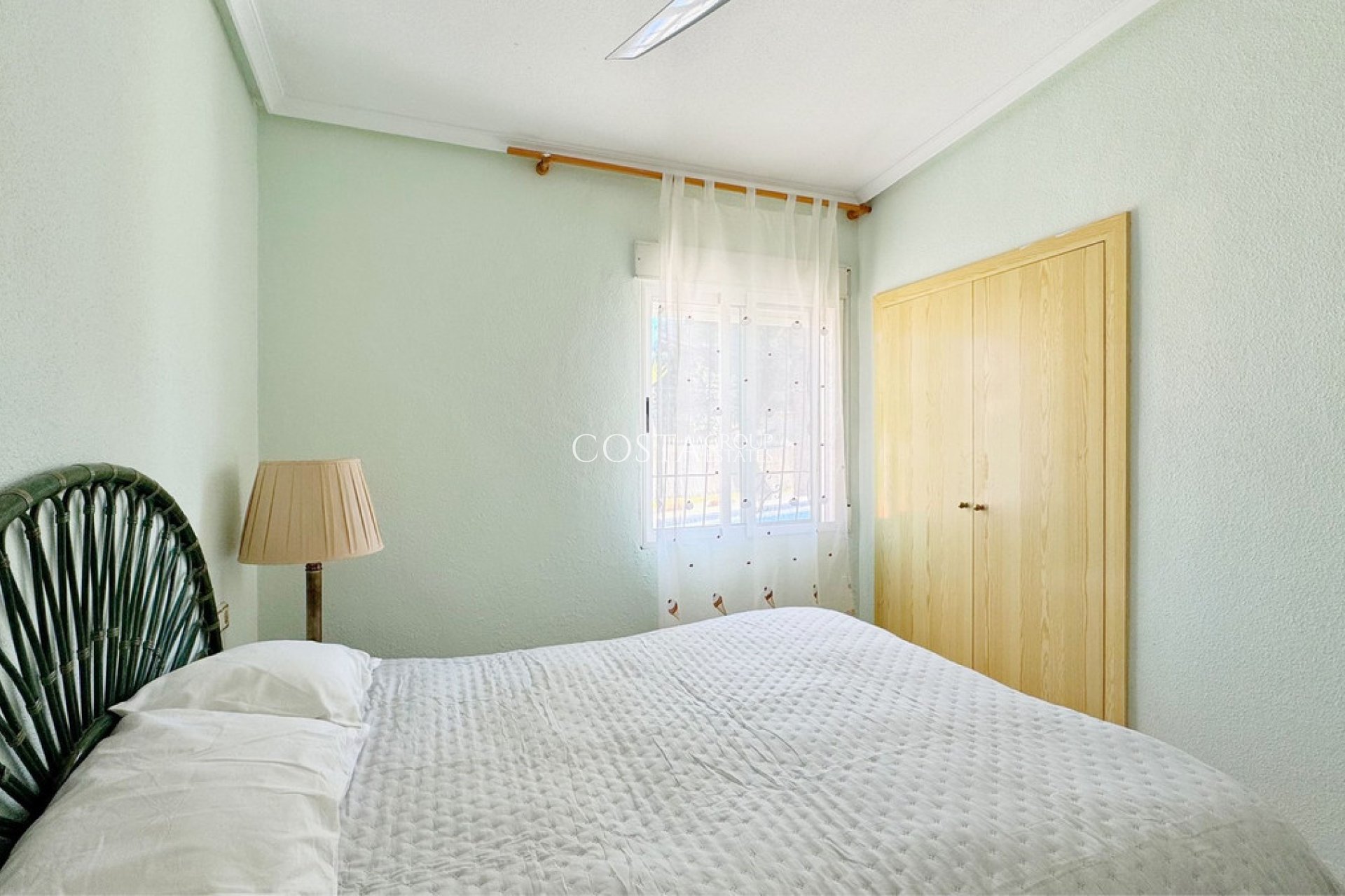 Resale - House -
Orihuela - Punta Prima
