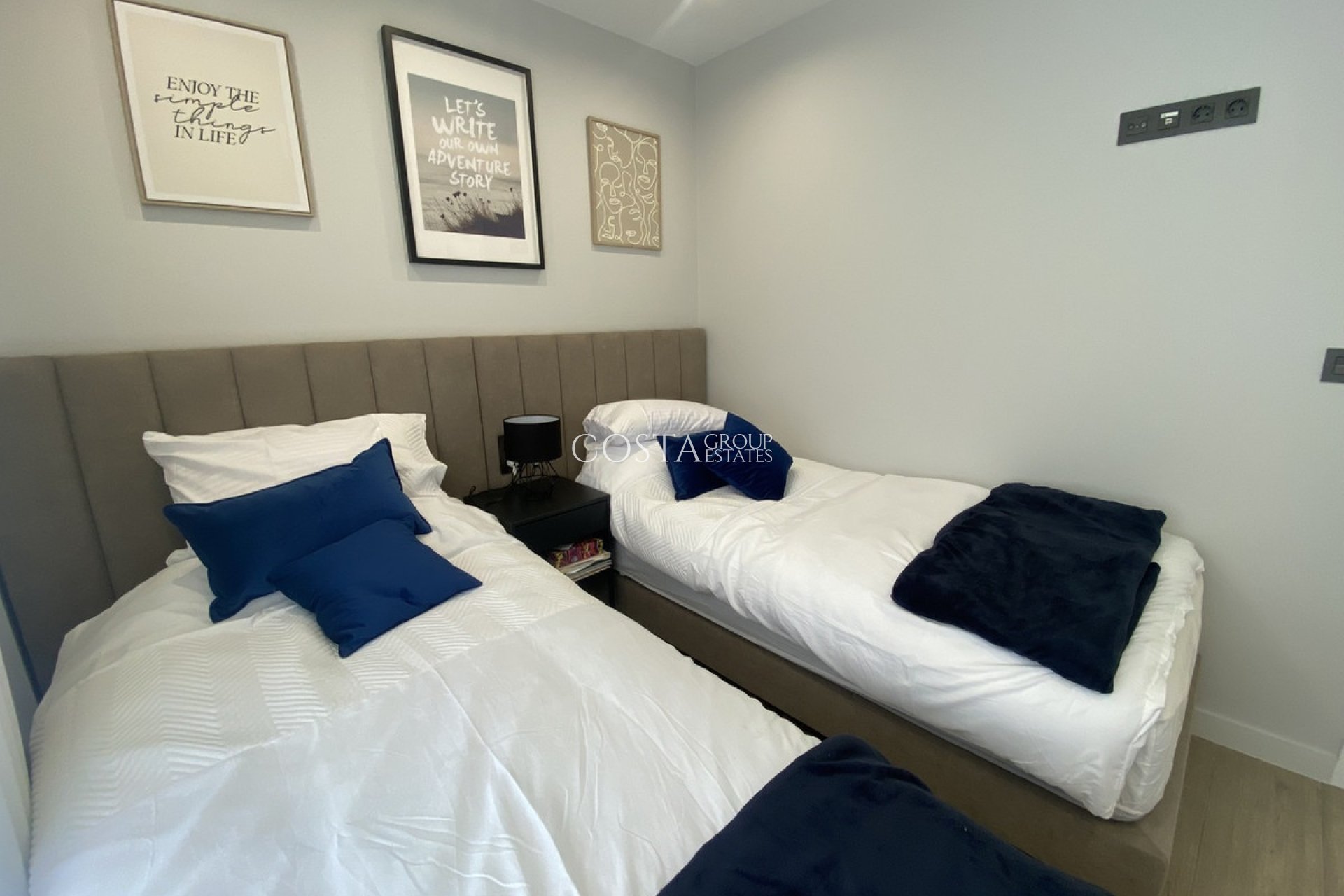 Resale - House -
Orihuela - Punta Prima