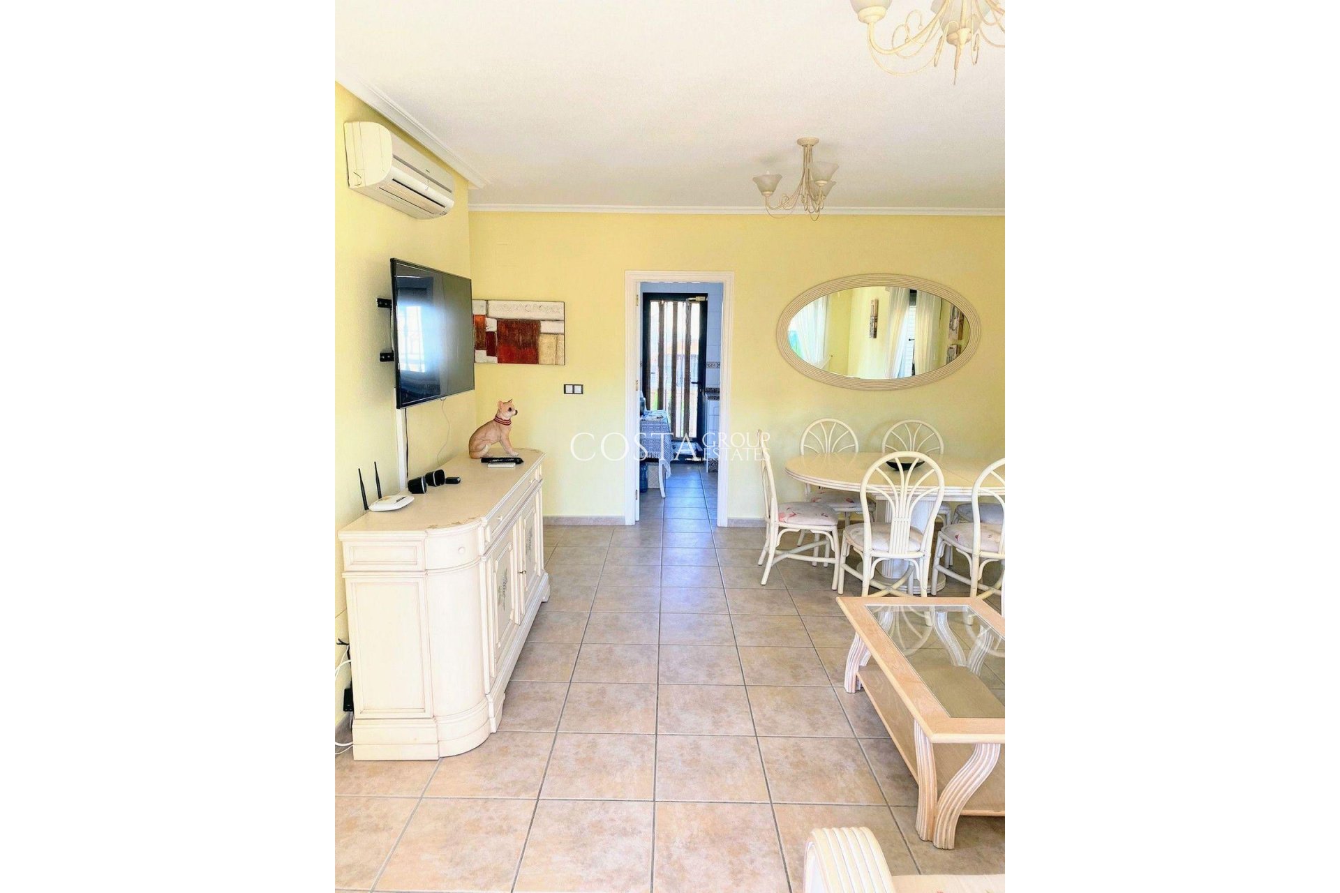 Resale - House -
Orihuela - Villamartin