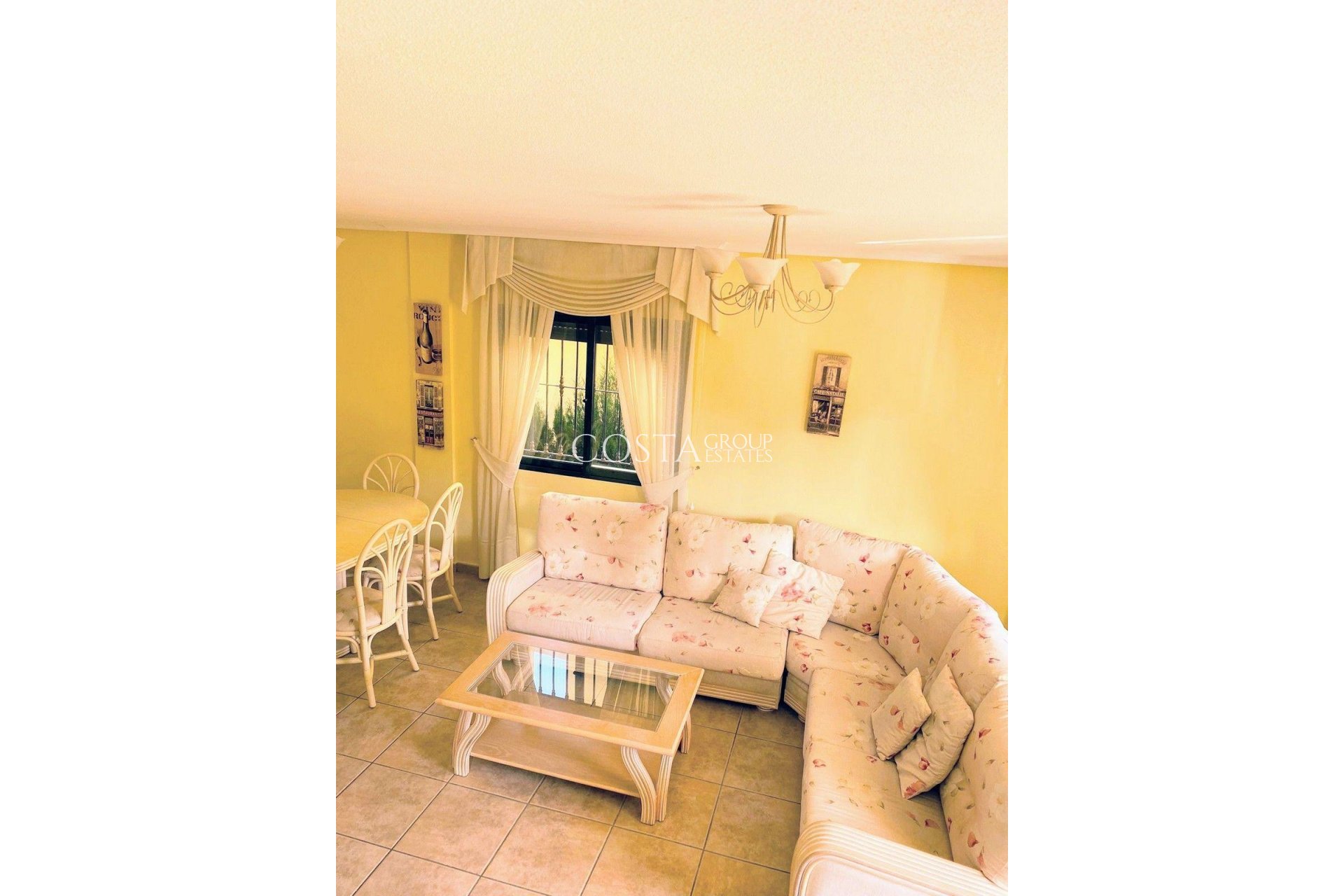 Resale - House -
Orihuela - Villamartin