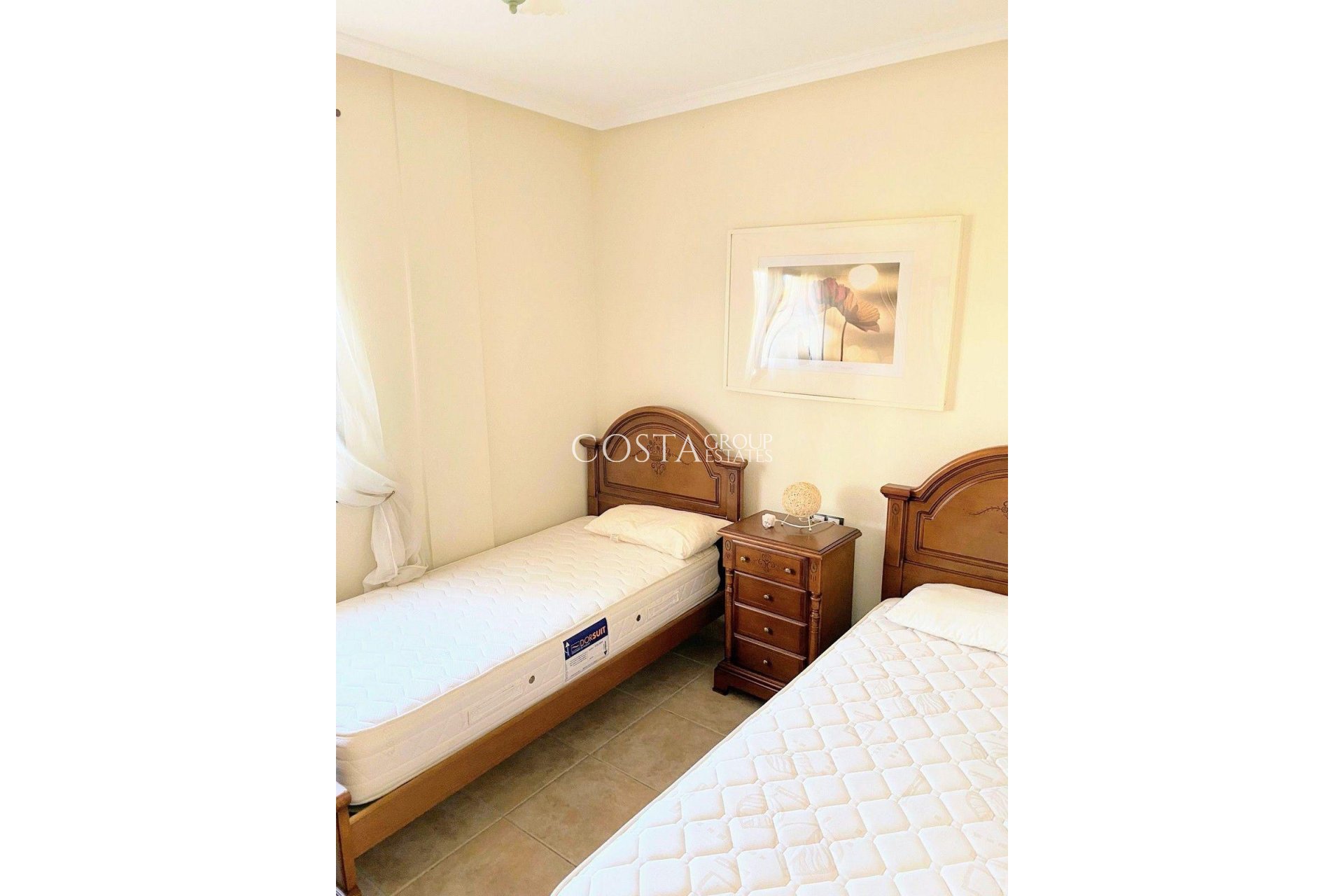 Resale - House -
Orihuela - Villamartin