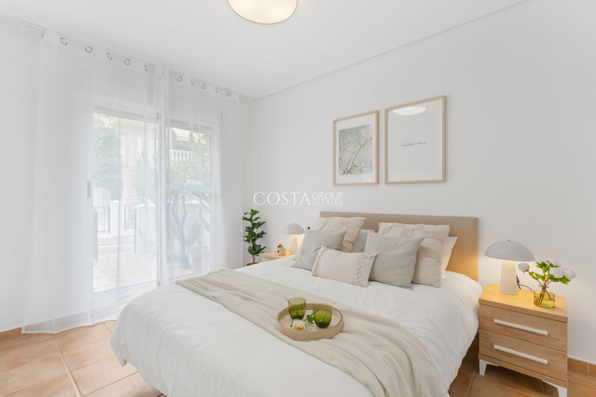 Resale - House -
Orihuela - Villamartin