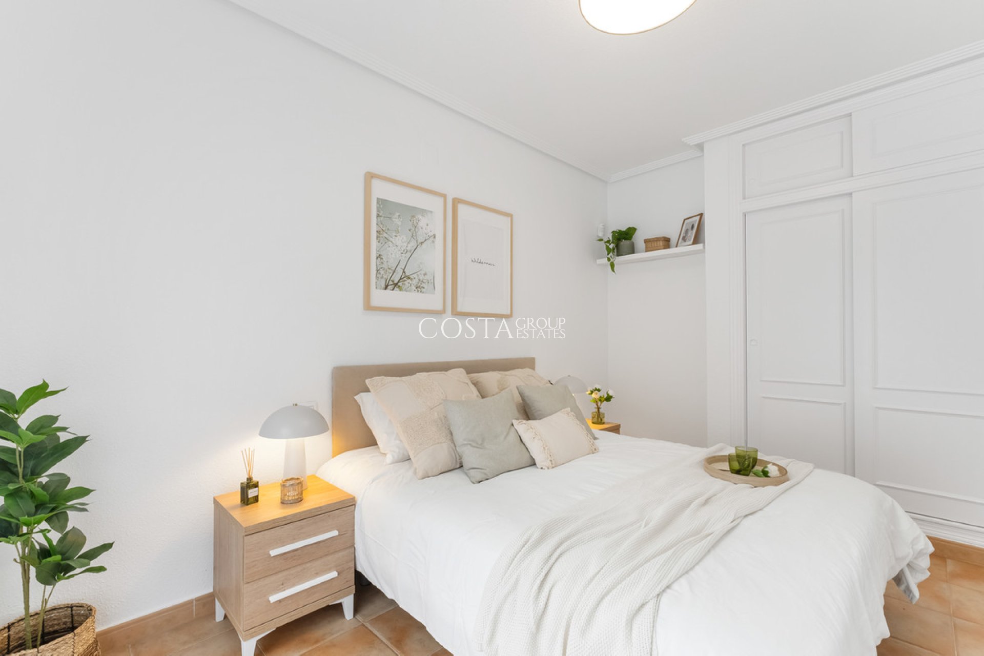 Resale - House -
Orihuela - Villamartin