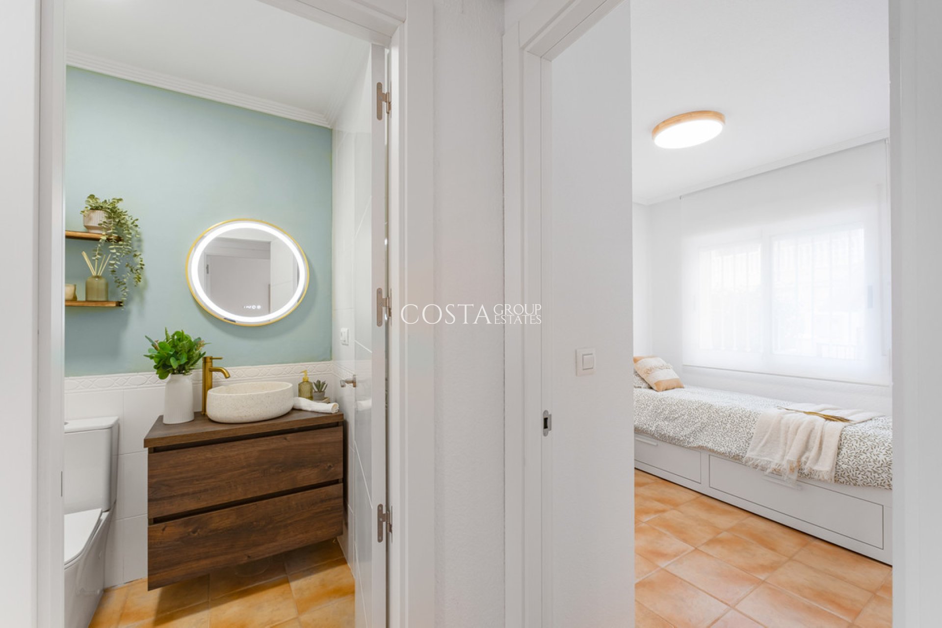 Resale - House -
Orihuela - Villamartin