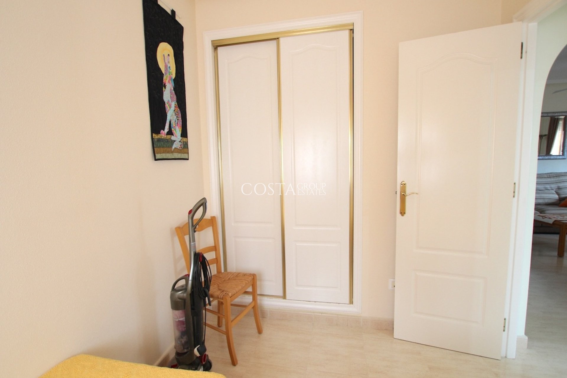 Resale - House -
Orihuela - Villamartin