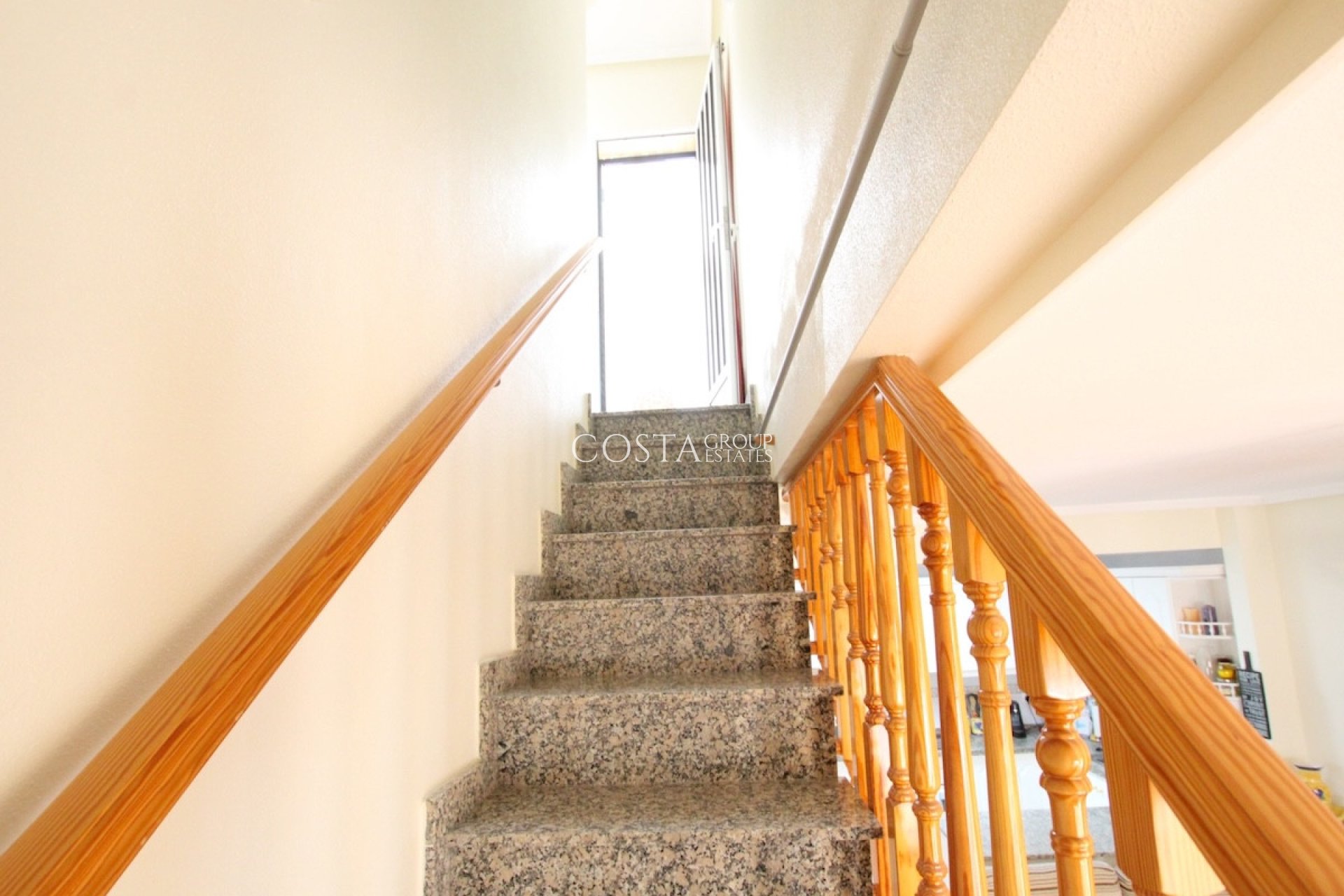 Resale - House -
Orihuela - Villamartin