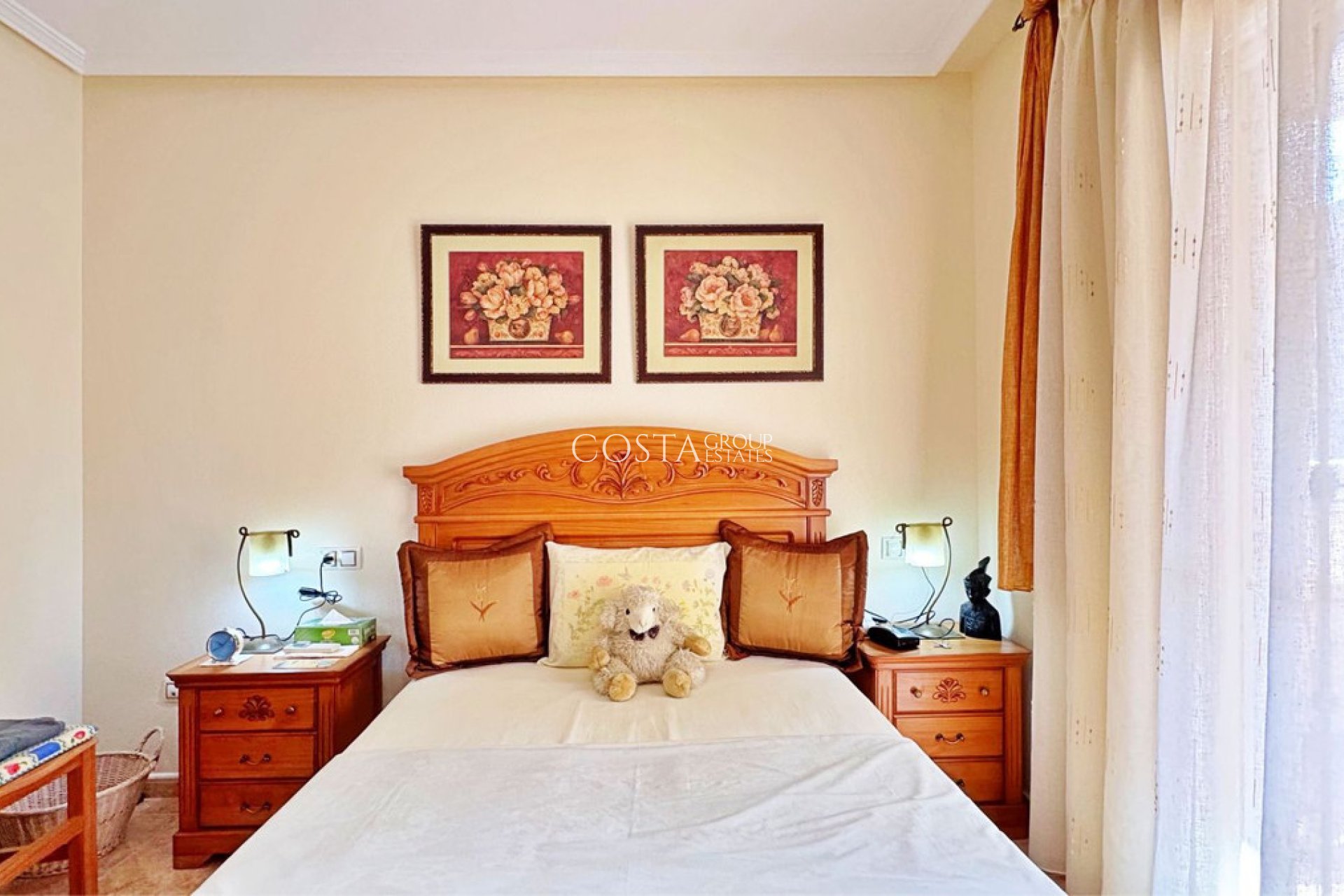 Resale - House -
Orihuela - Villamartin