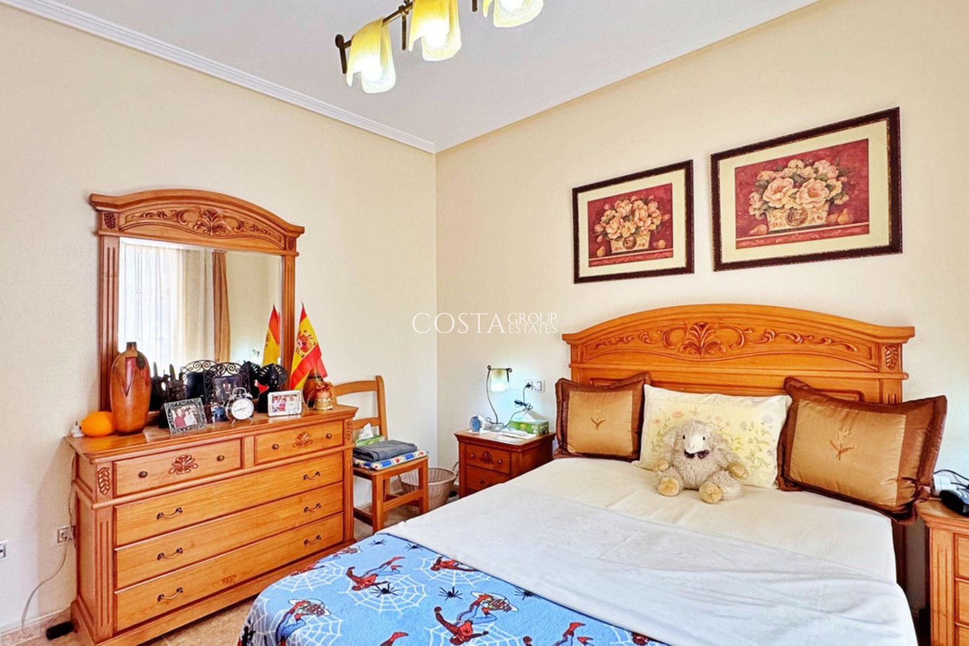 Resale - House -
Orihuela - Villamartin