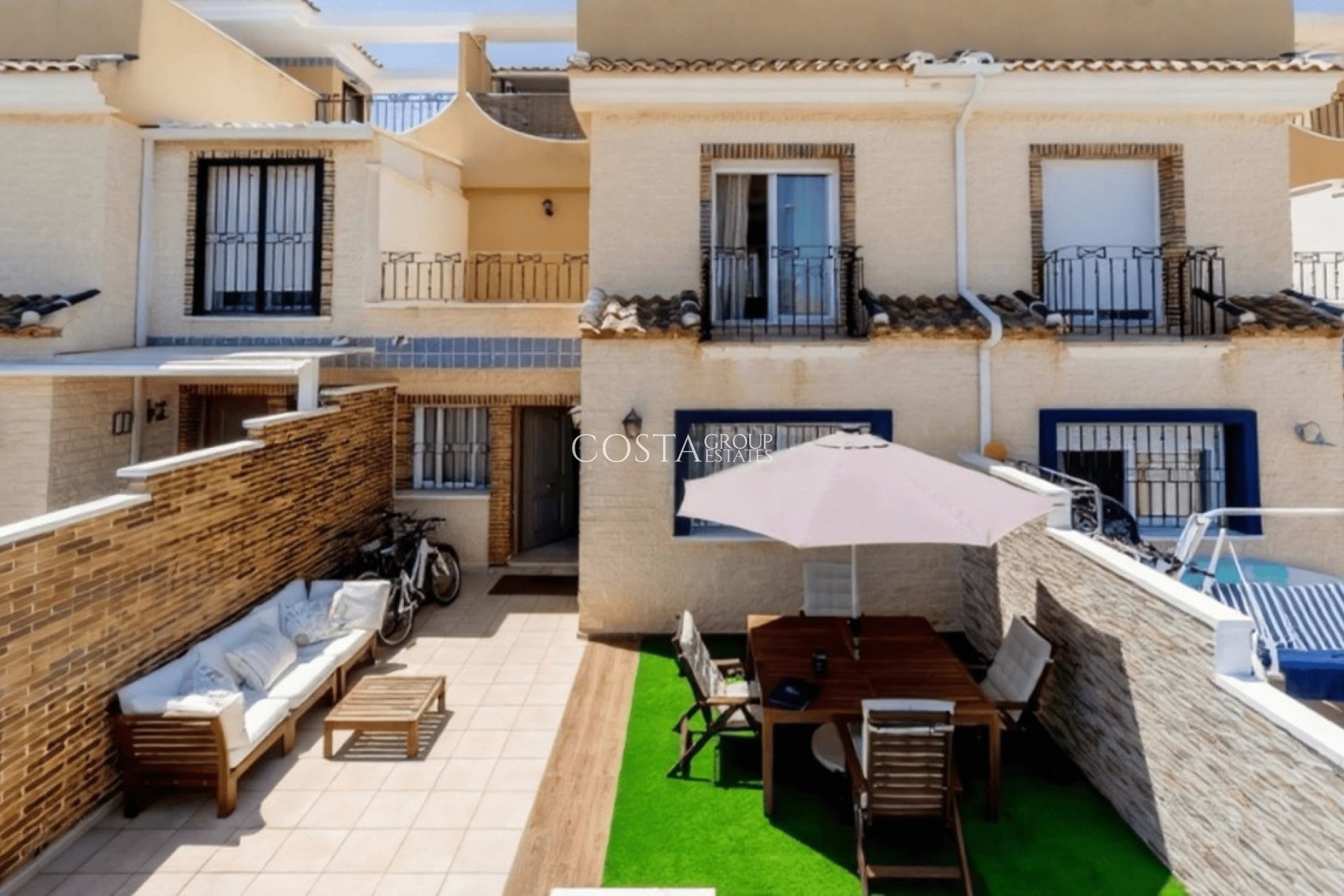 Resale - House -
Pilar de la Horadada - Torre De La Horadada