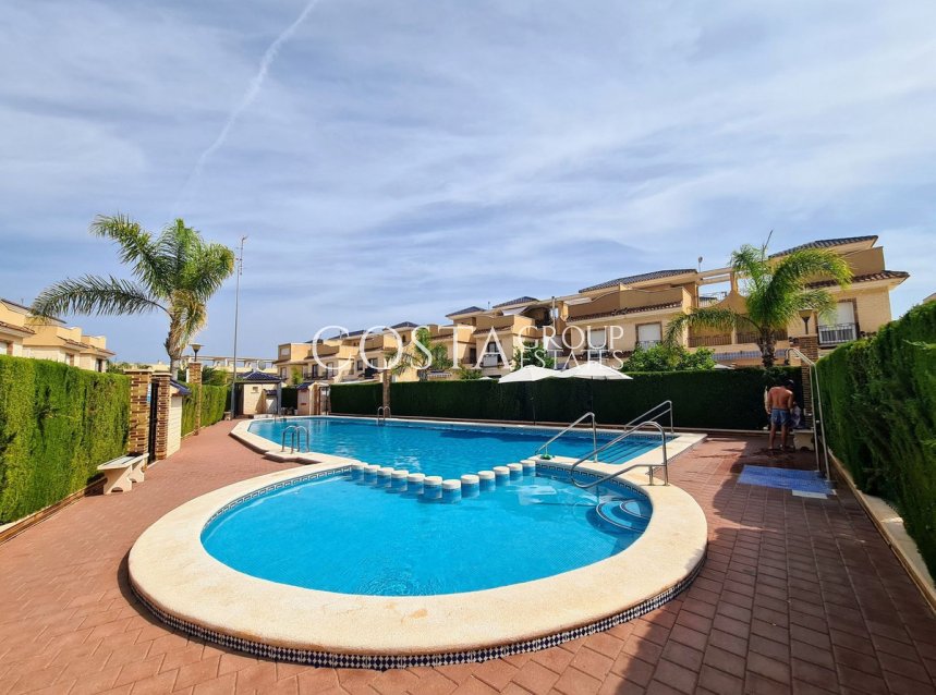 Resale - House -
Pilar de la Horadada - Torre De La Horadada