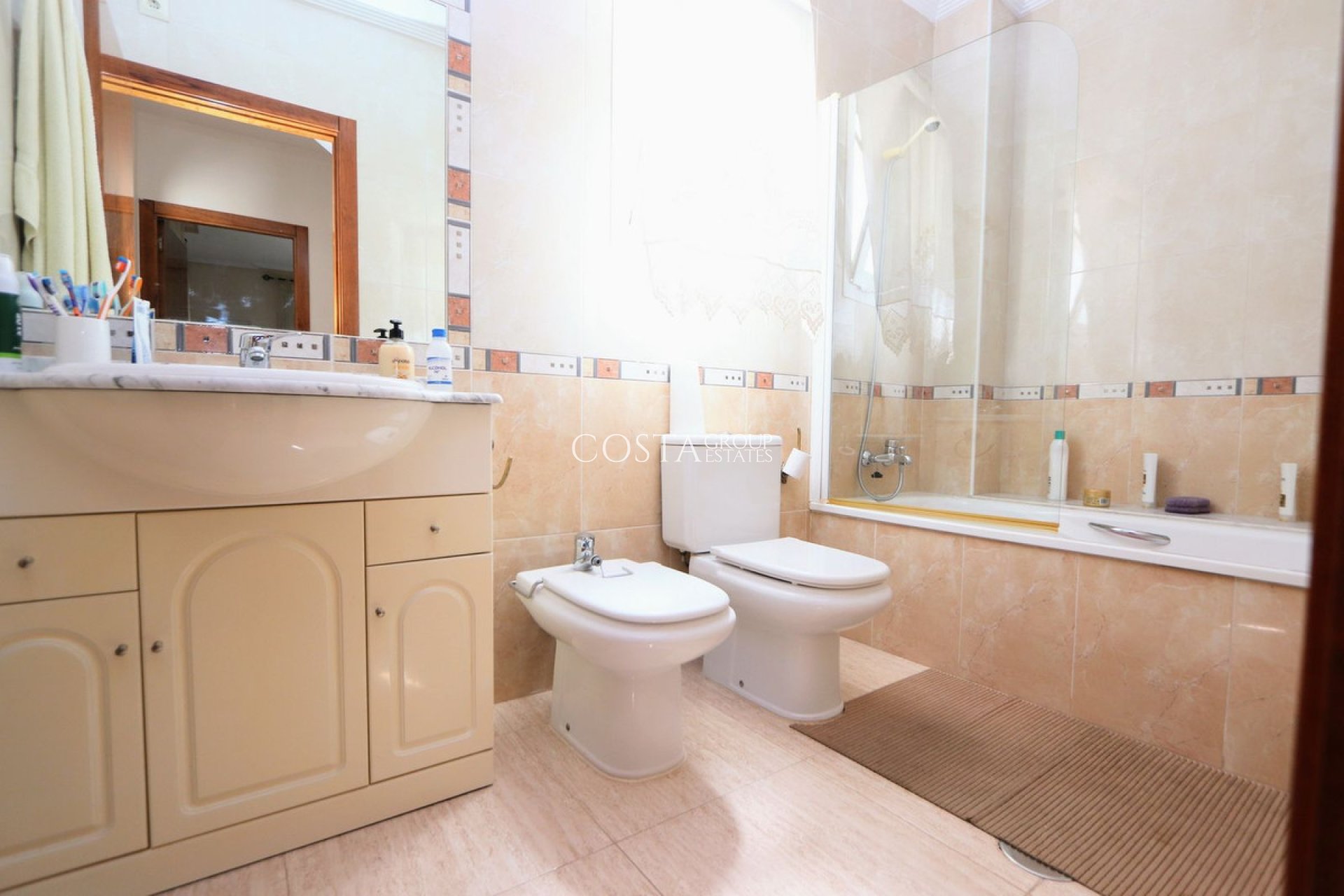 Resale - House -
Pilar de la Horadada - Torre De La Horadada