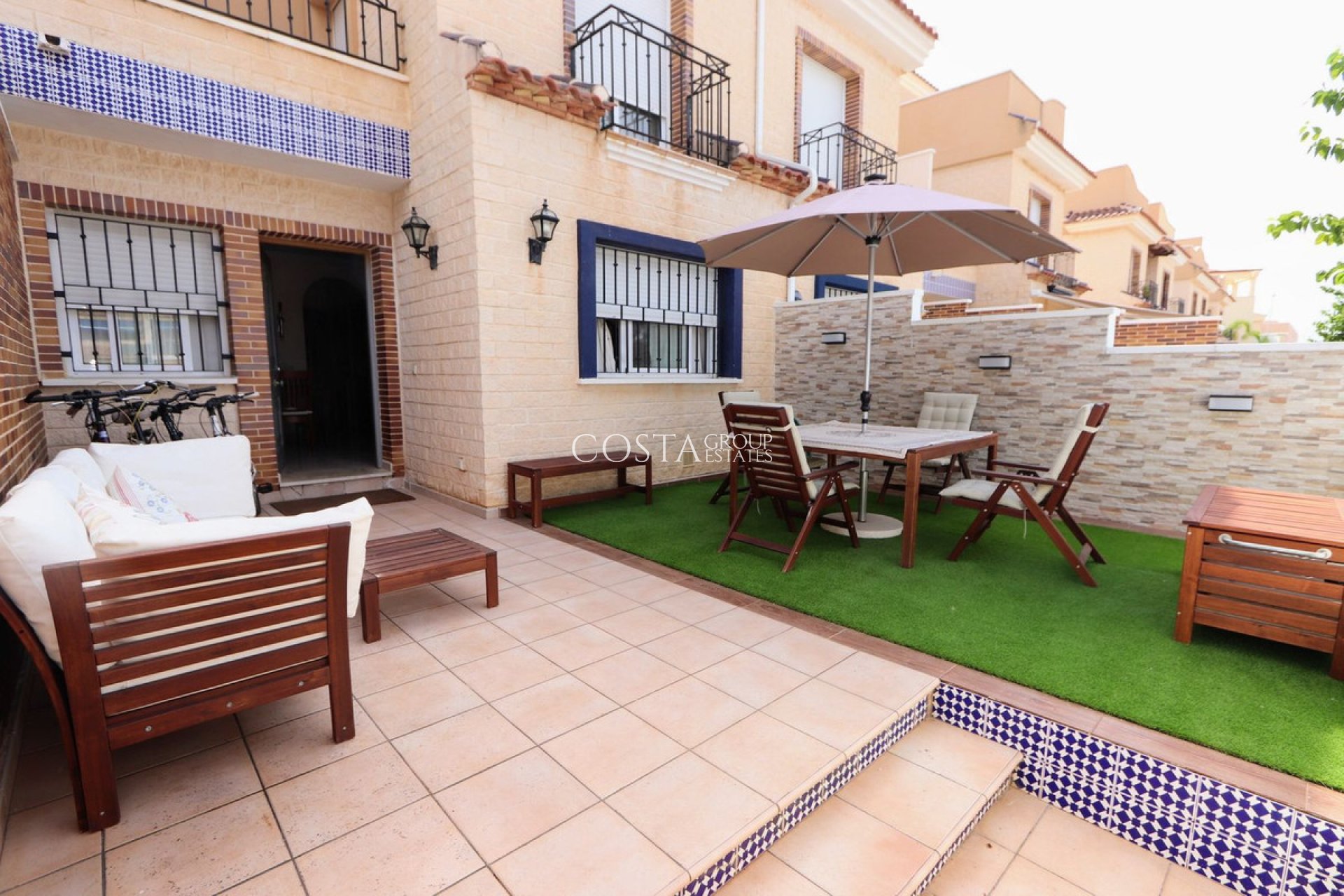 Resale - House -
Pilar de la Horadada - Torre De La Horadada