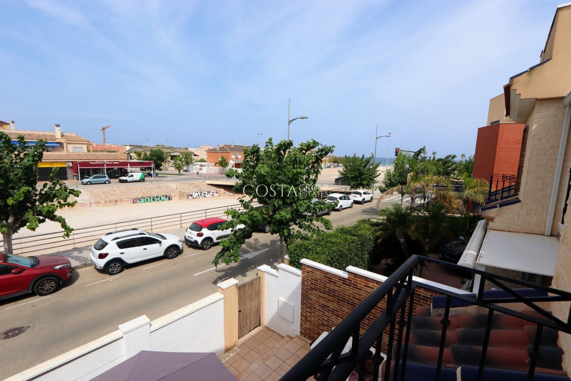 Resale - House -
Pilar de la Horadada - Torre De La Horadada