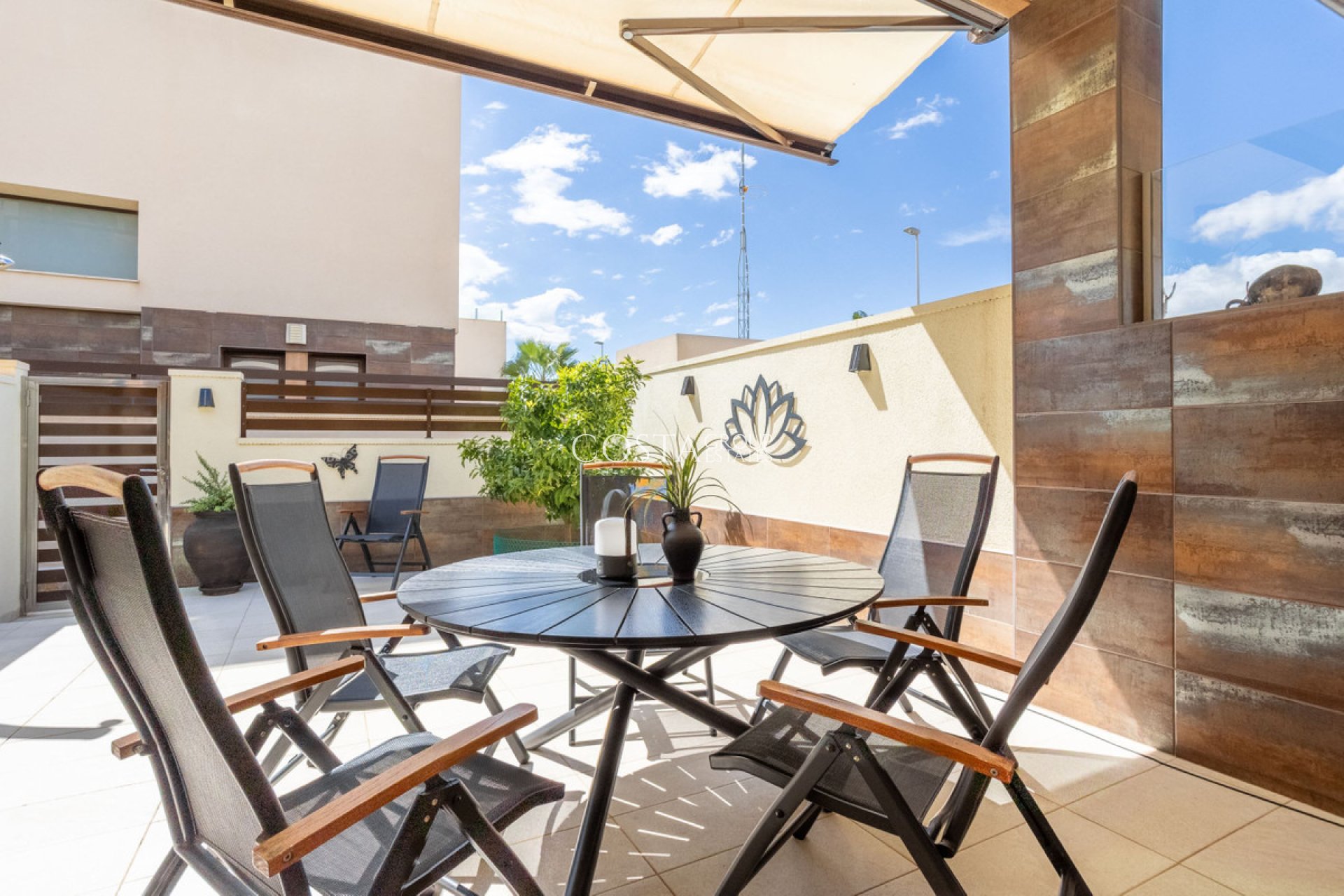 Resale - House -
Pilar de la Horadada - Torre De La Horadada