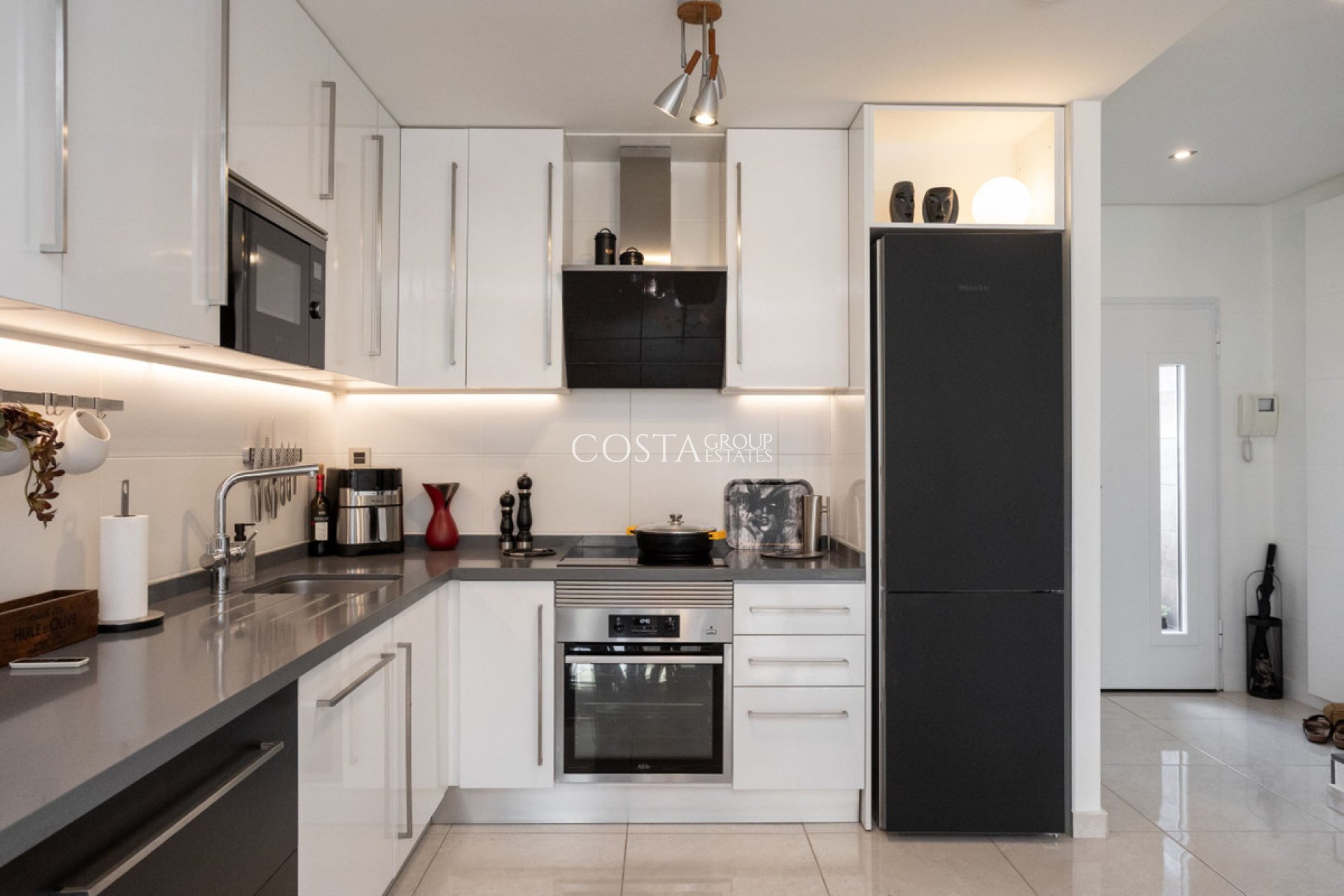 Resale - House -
Pilar de la Horadada - Torre De La Horadada