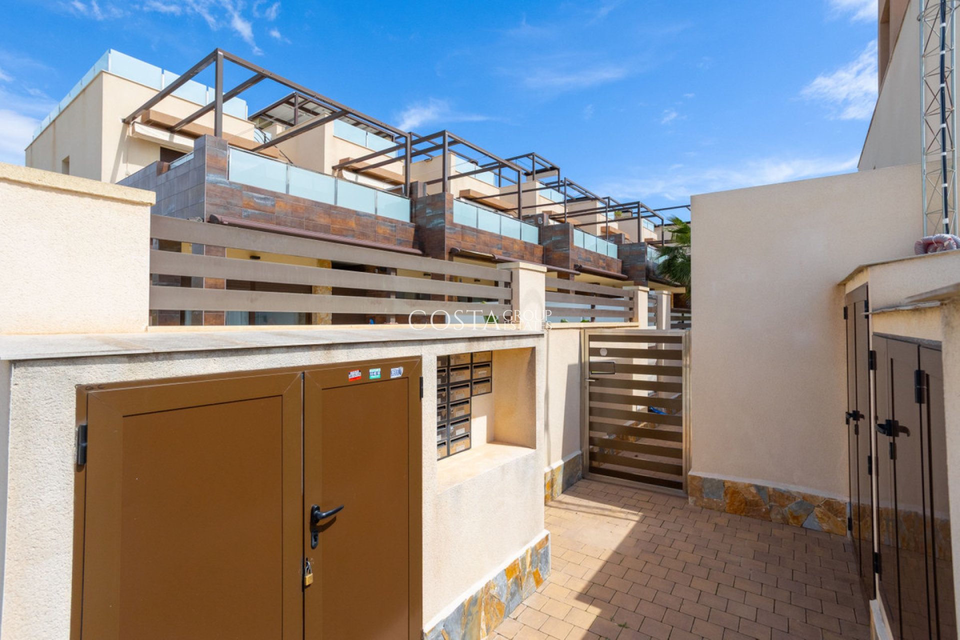 Resale - House -
Pilar de la Horadada - Torre De La Horadada