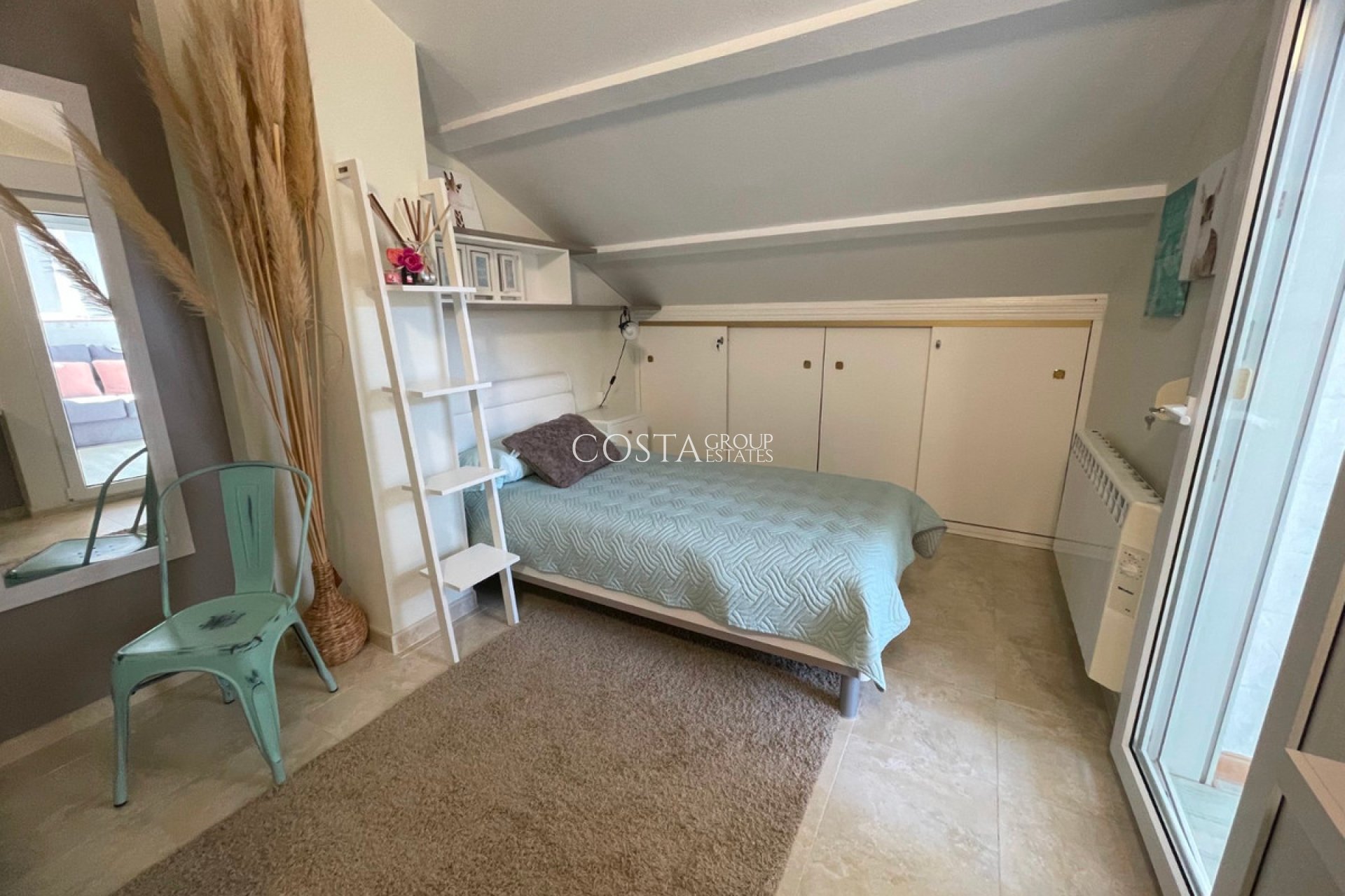 Resale - House -
Pilar de la Horadada - Torre De La Horadada