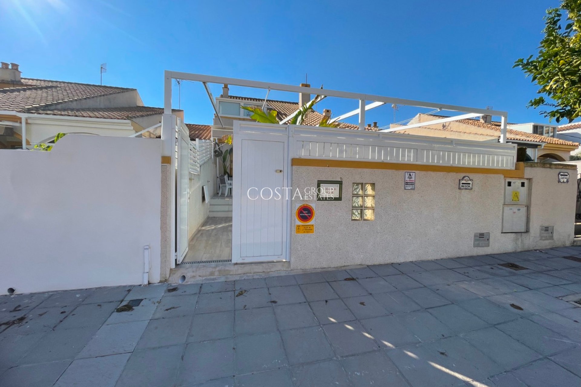 Resale - House -
Pilar de la Horadada - Torre De La Horadada