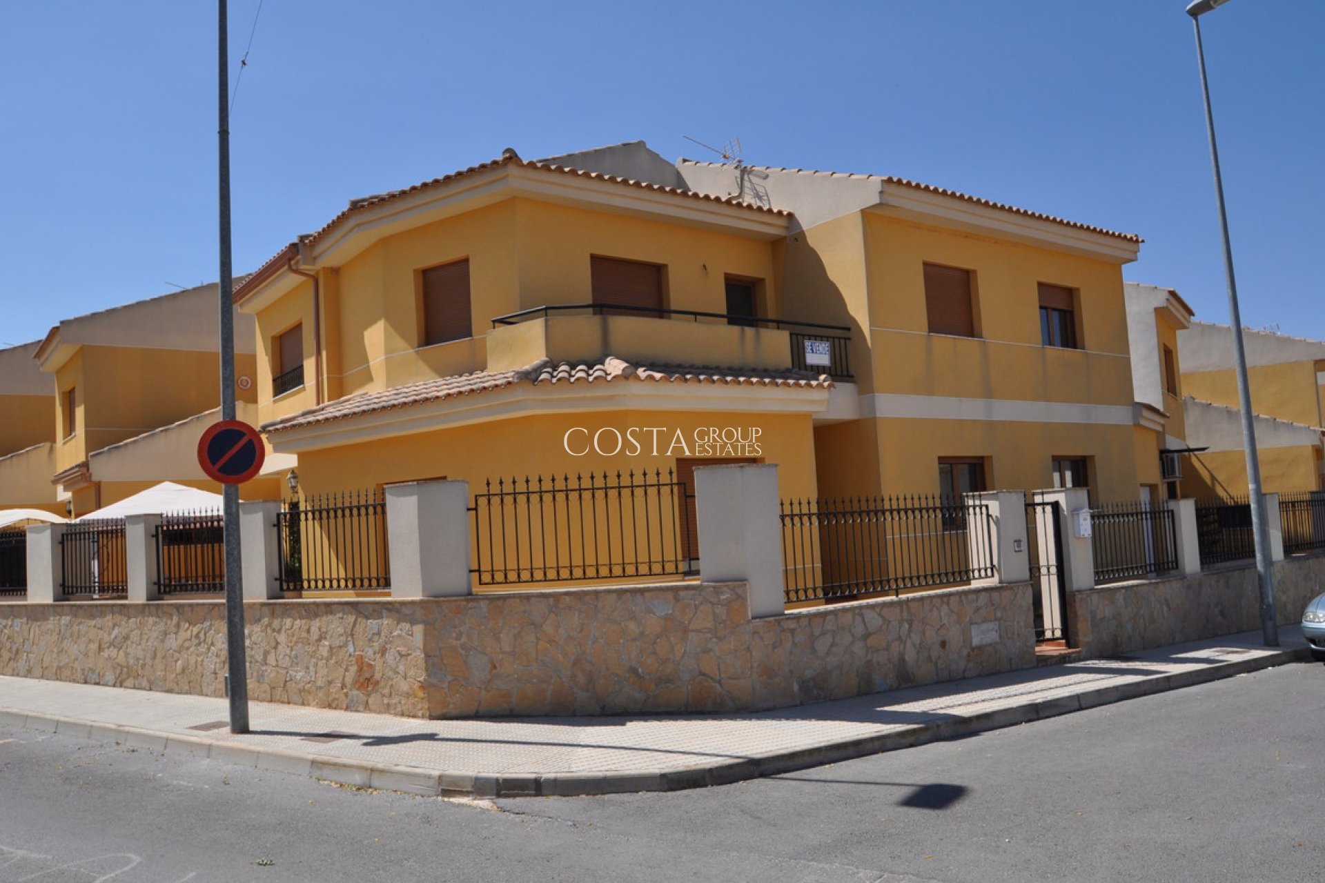 Resale - House -
Pinoso - Pinoso Centro