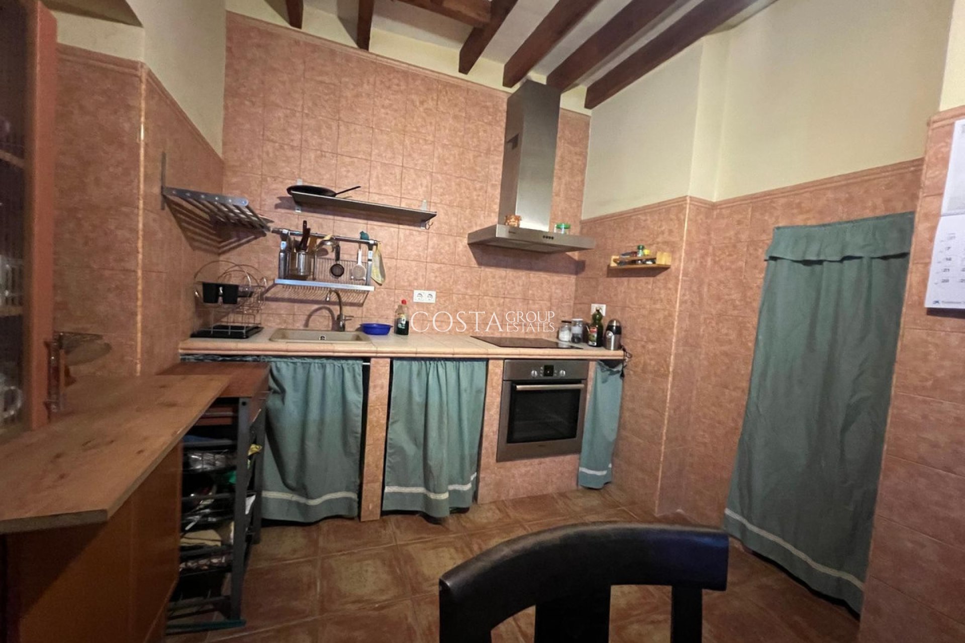 Resale - House -
Pinoso - Pinoso Centro