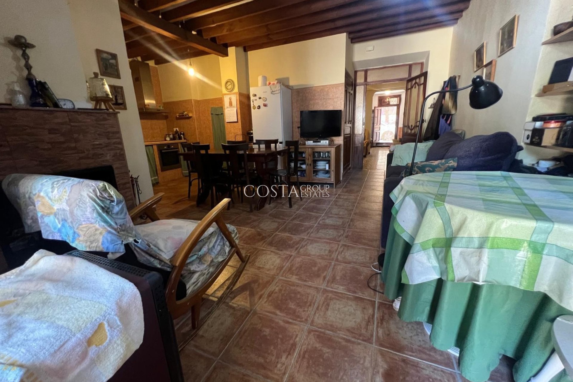 Resale - House -
Pinoso - Pinoso Centro
