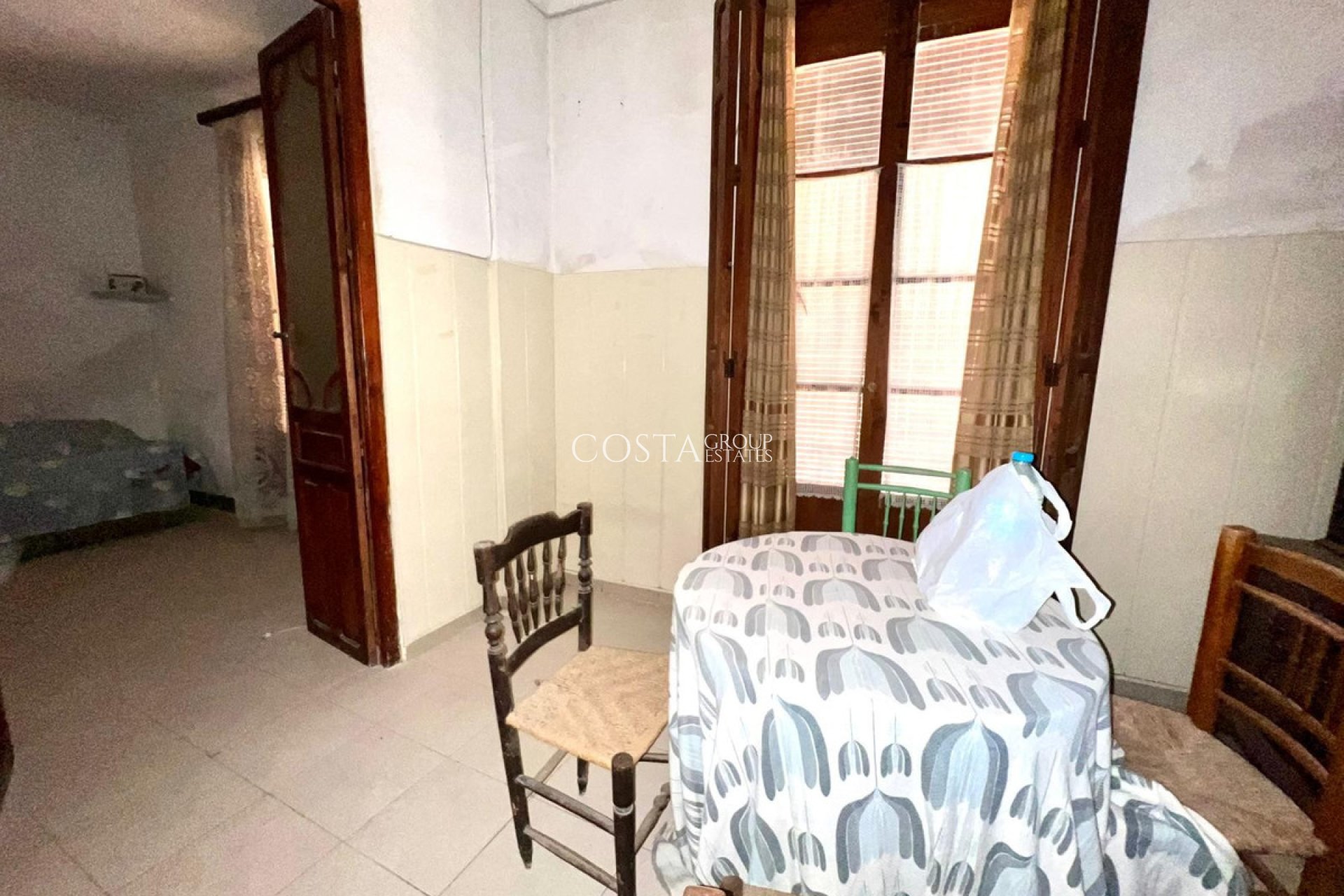 Resale - House -
Pinoso - Pinoso Centro