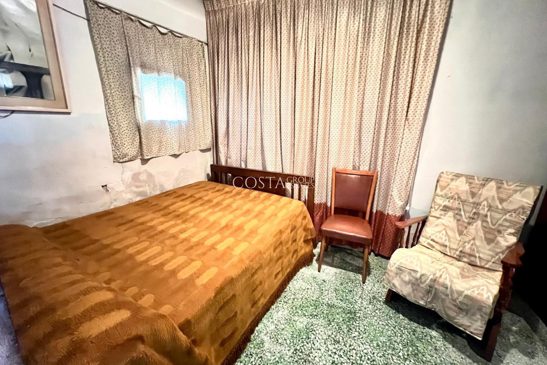 Resale - House -
Pinoso - Pinoso Centro