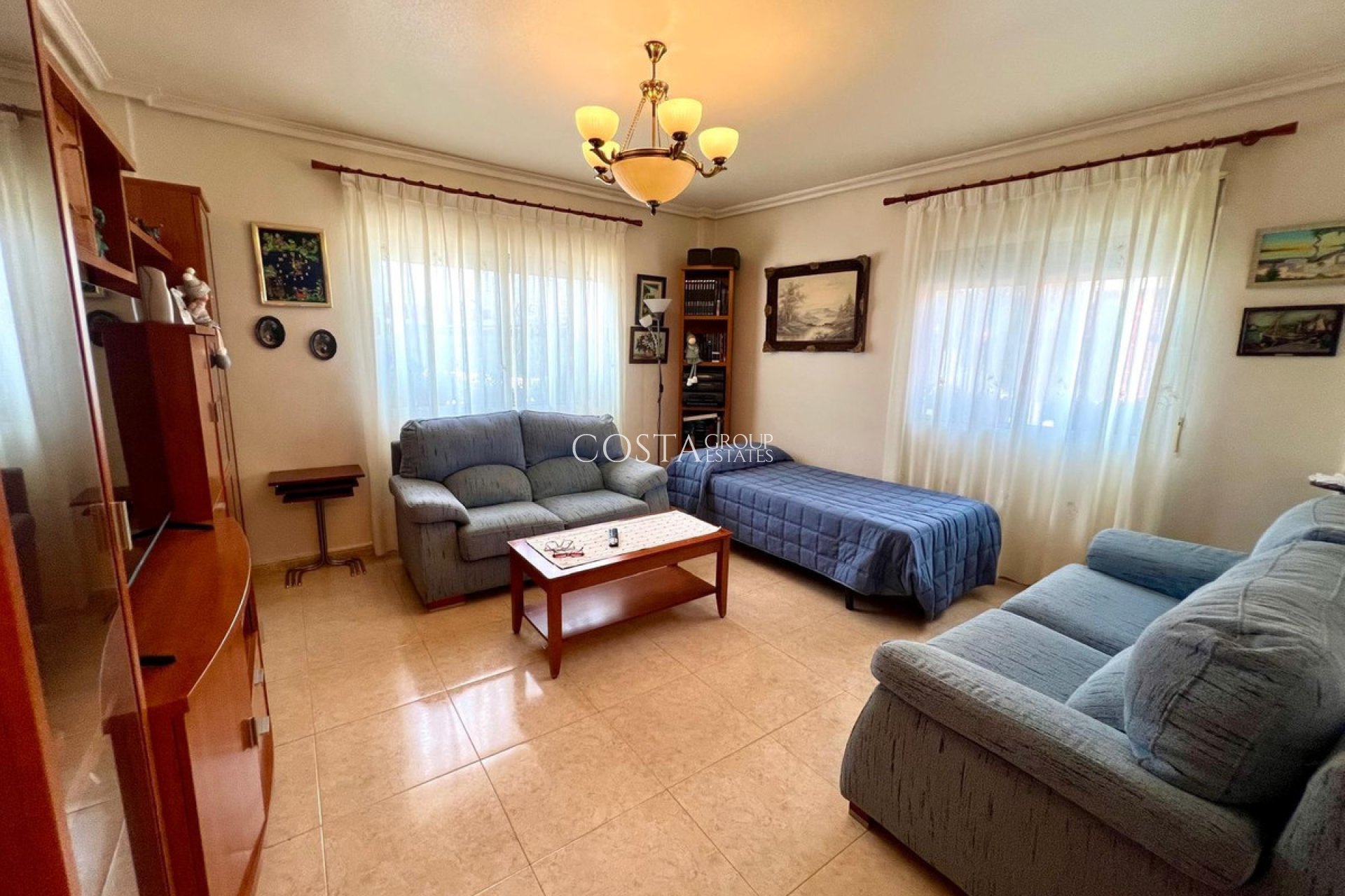 Resale - House -
Pinoso - Pinoso Centro