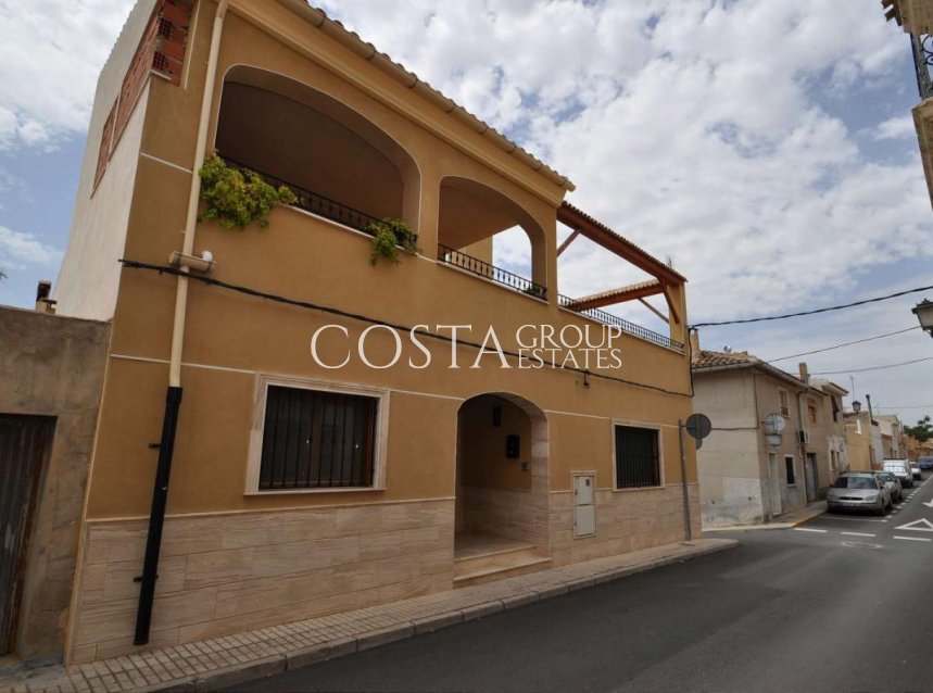 Resale - House -
Pinoso - Pinoso Centro