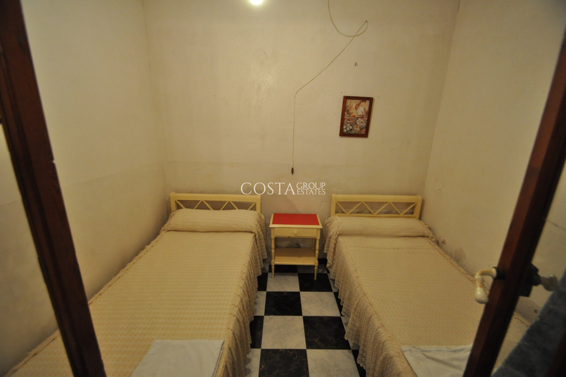 Resale - House -
Pinoso - Pinoso Centro