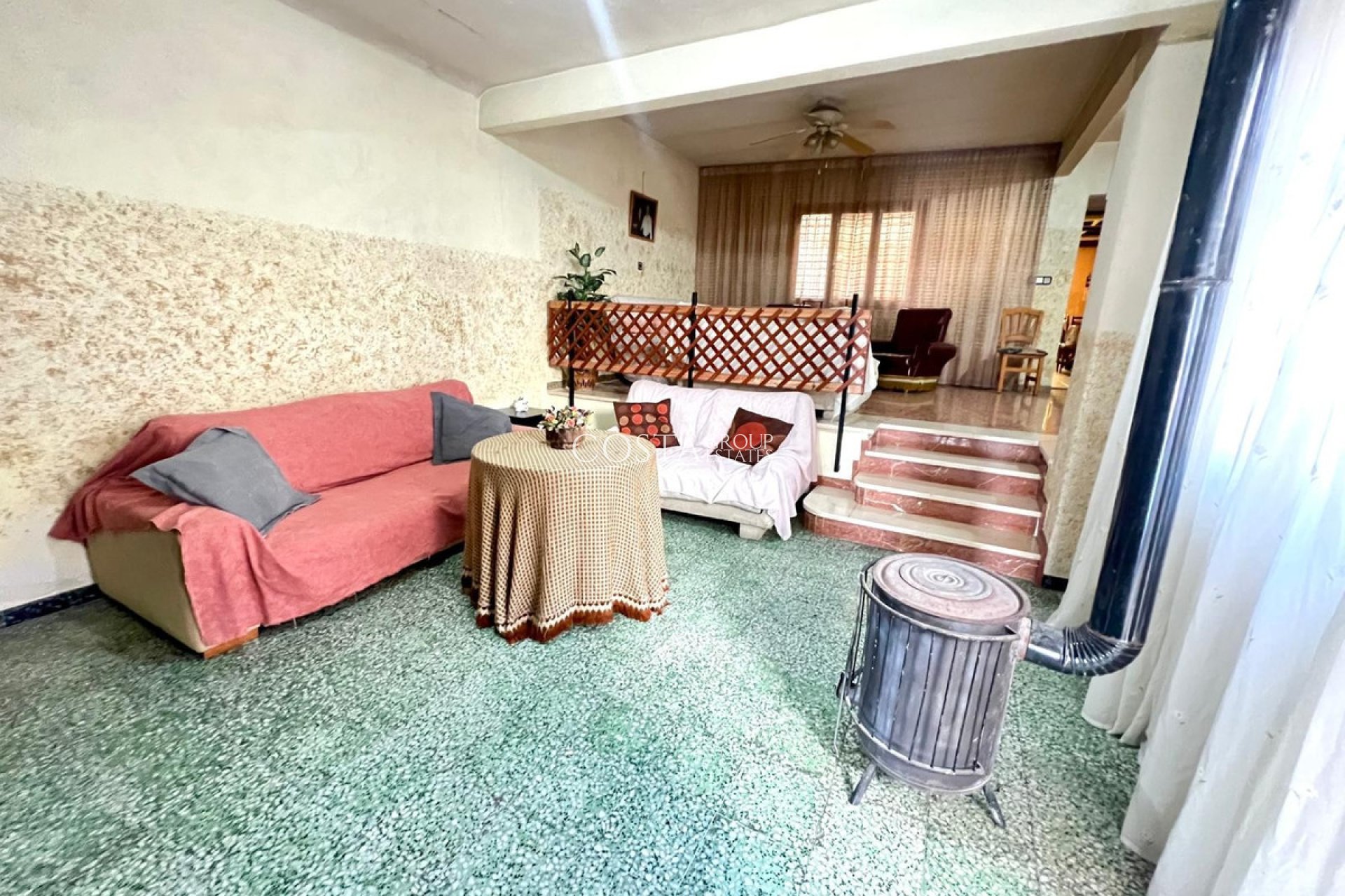 Resale - House -
Pinoso - Pinoso Centro