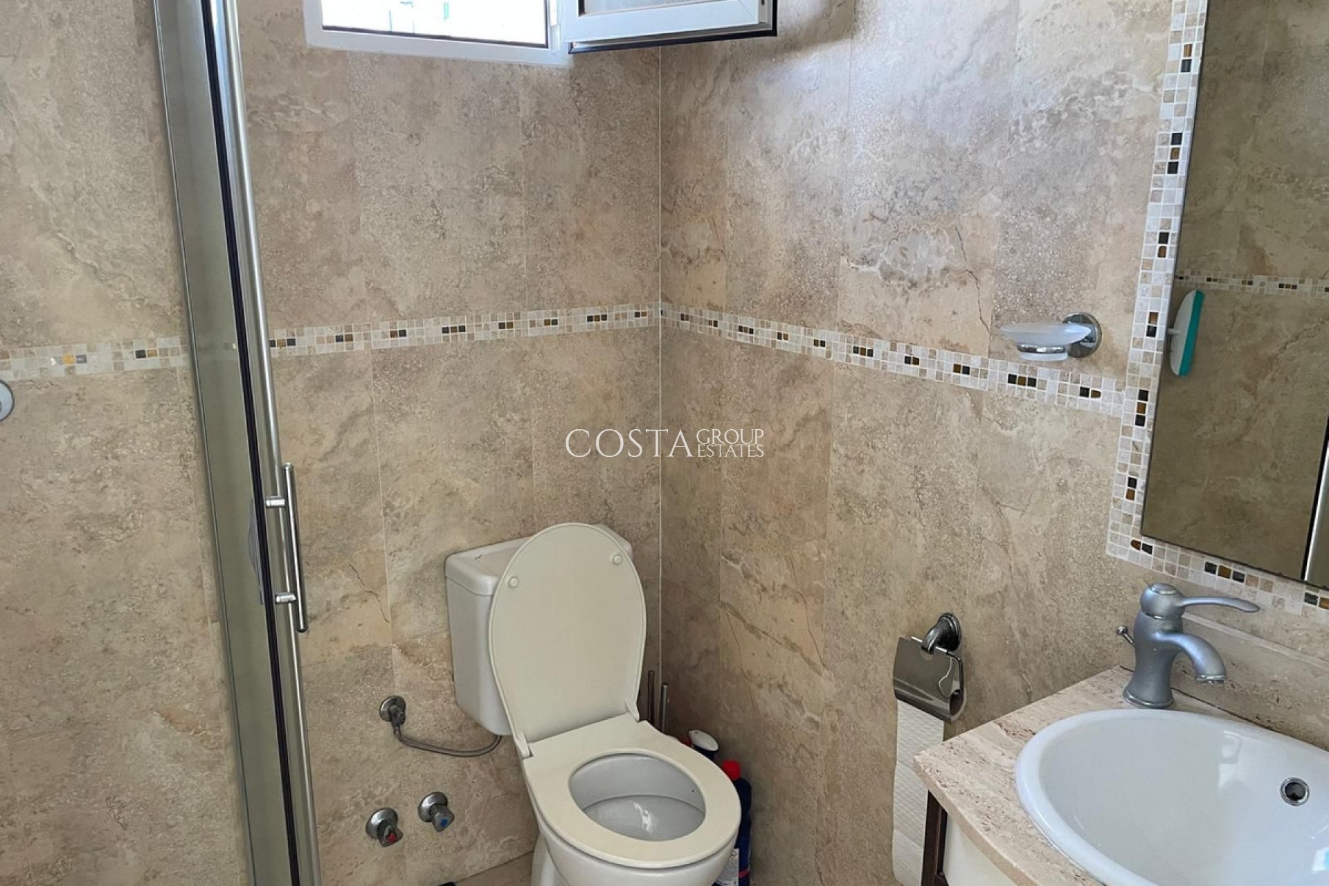 Resale - House -
Rojales - Quesada