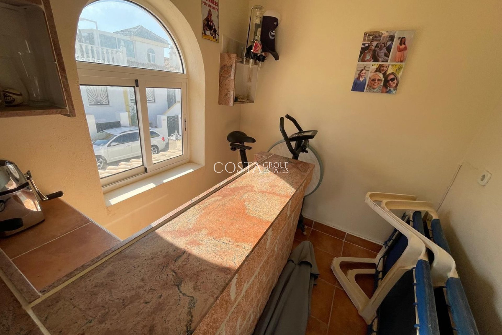 Resale - House -
Rojales - Quesada