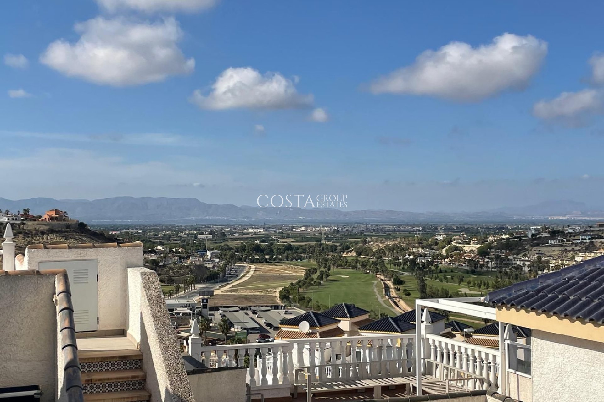 Resale - House -
Rojales - Quesada