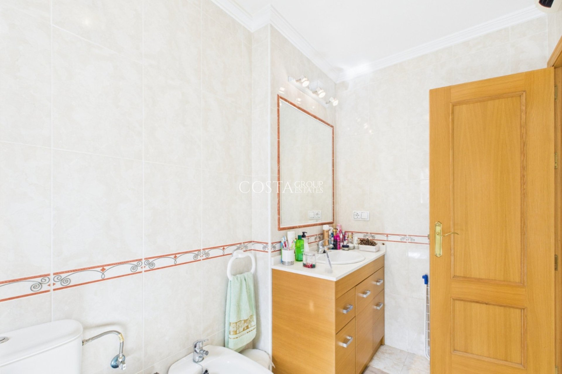 Resale - House -
San Javier - San Javier Centro