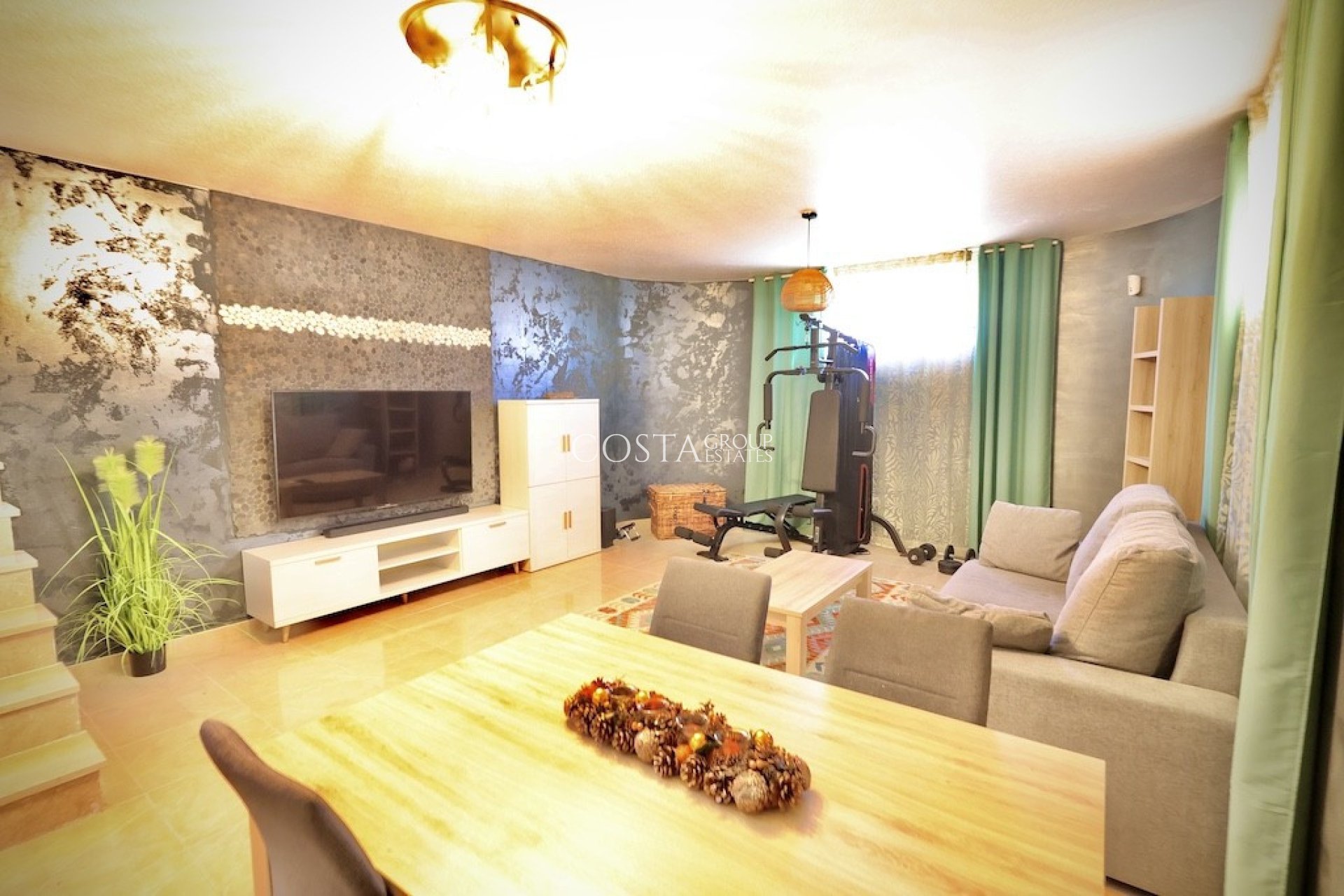 Resale - House -
San Miguel de Salinas - San Miguel de Salinas Centro