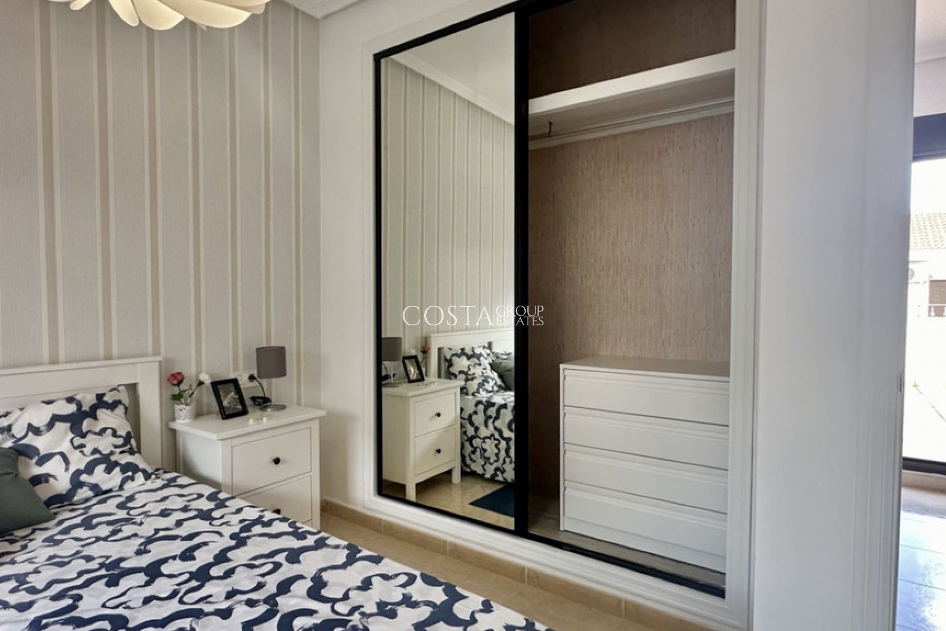 Resale - House -
San Miguel de Salinas - San Miguel de Salinas Centro